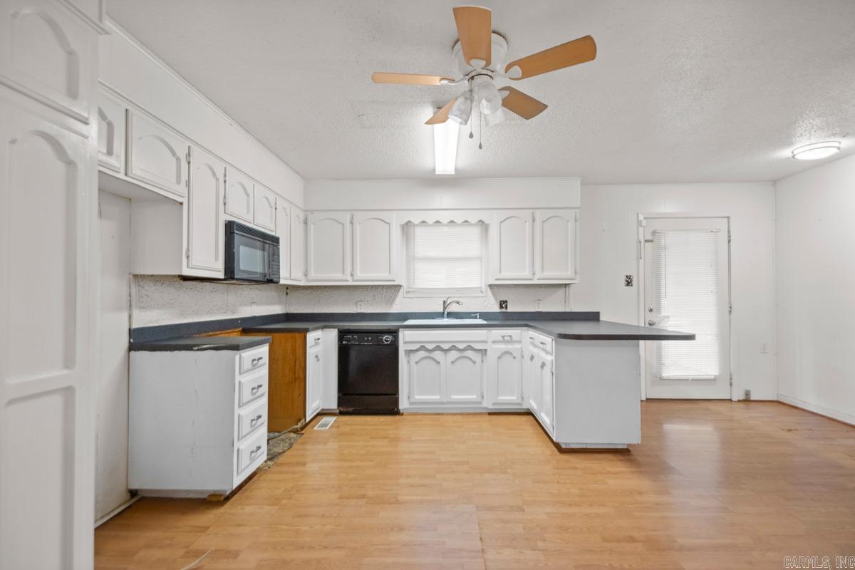 WOODED HILLS AMENDED - Residential