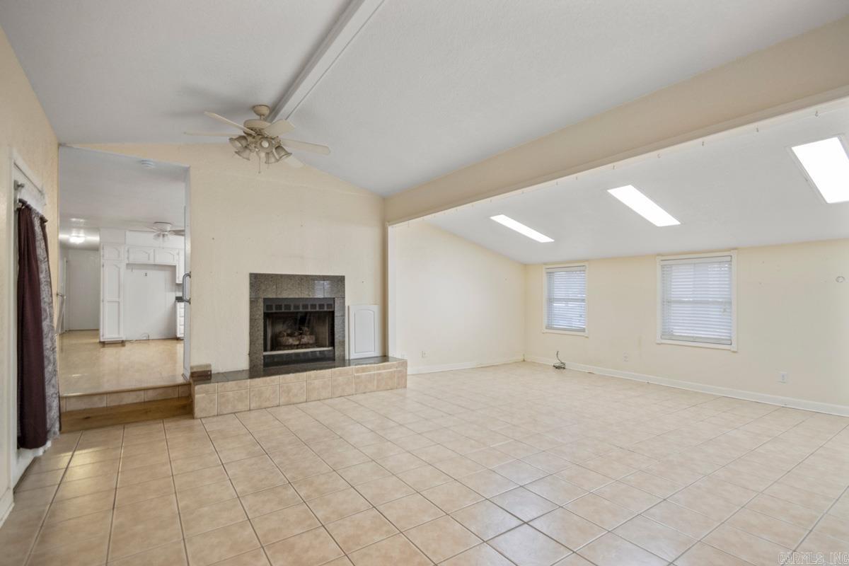 WOODED HILLS AMENDED - Residential