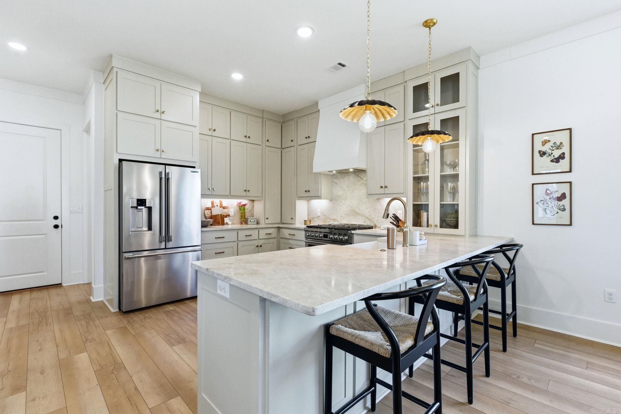 MIDTOWN BRYANT - Residential