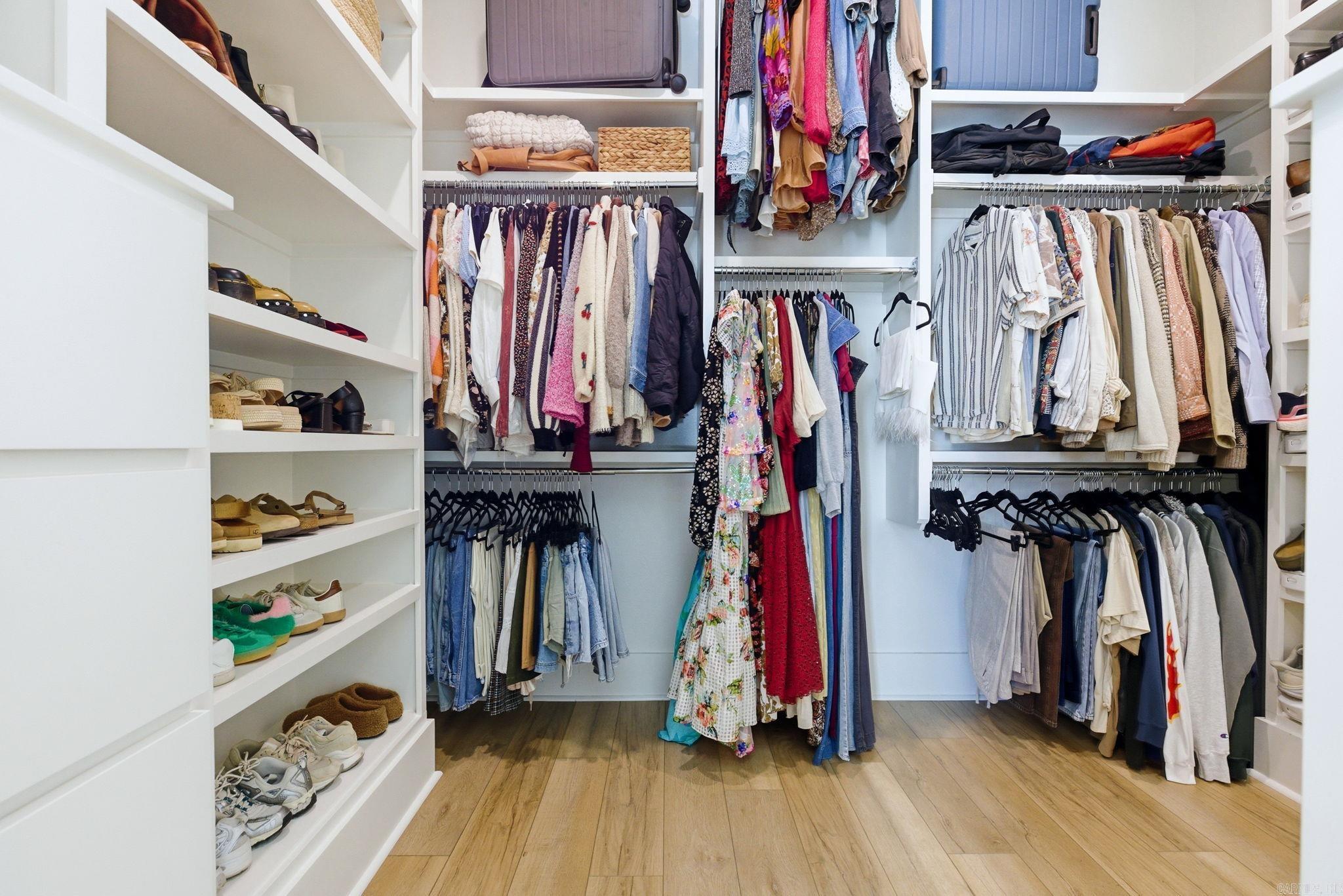 MIDTOWN BRYANT - Residential