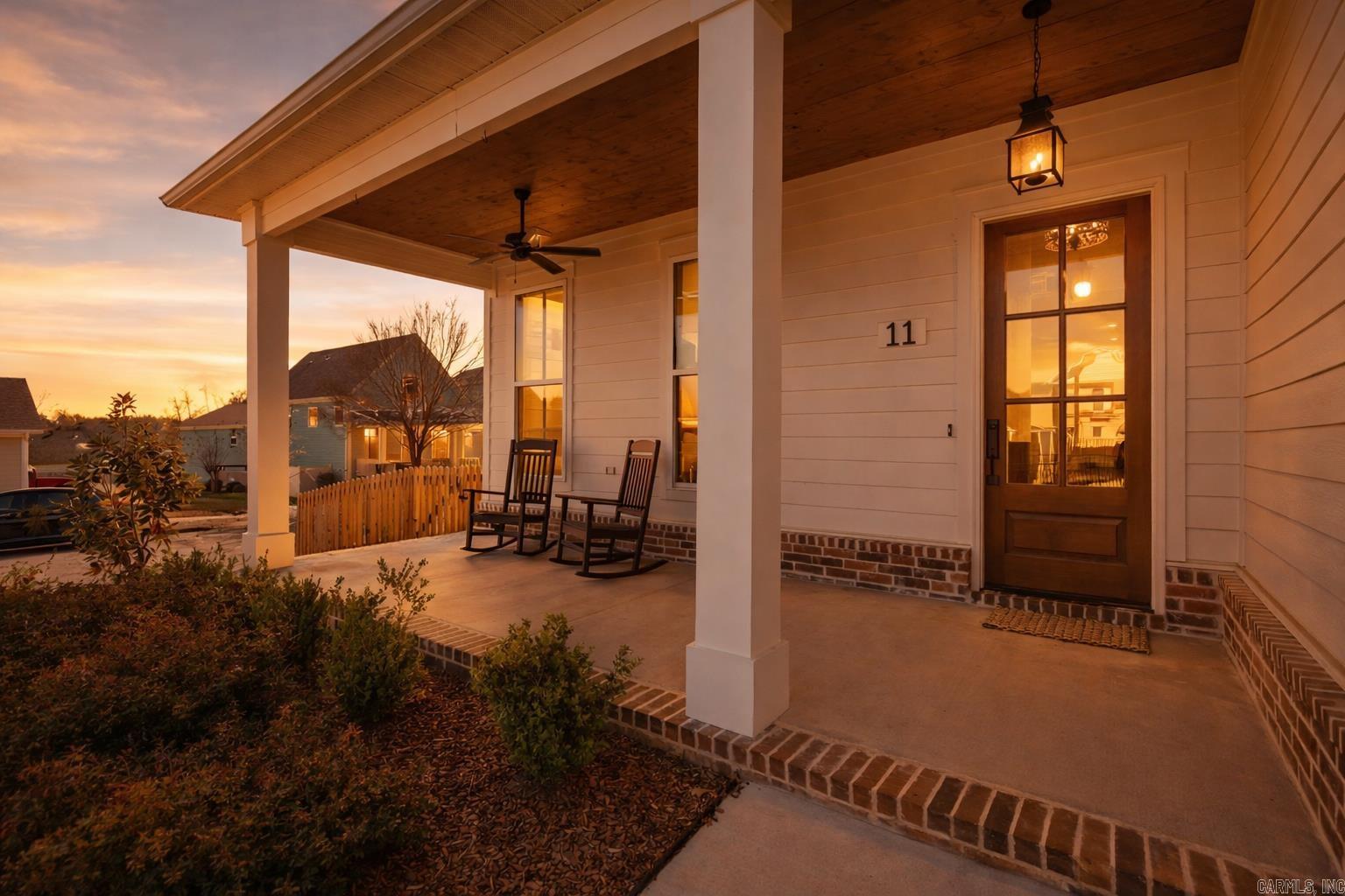 MIDTOWN BRYANT - Residential