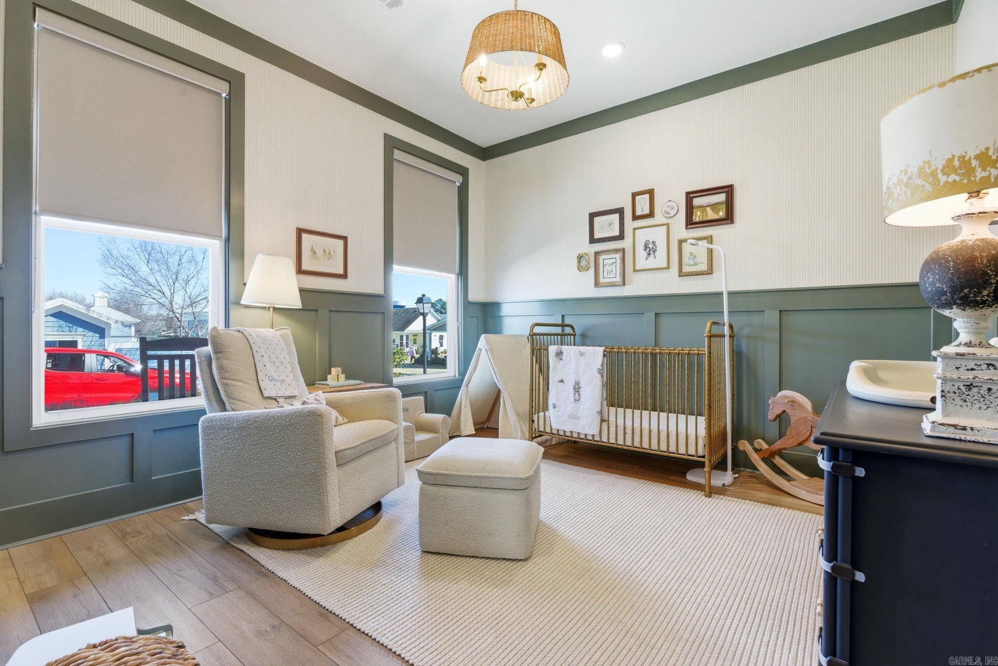 MIDTOWN BRYANT - Residential