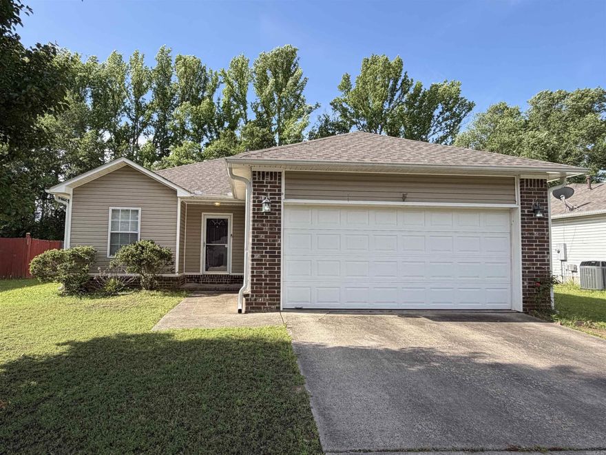Perfectly located 3 bedroom, 2 bathroom house in the Cabot school district. This house boasts wood-like tile throughout, separate laundry room, pantry, covered patio, and privacy fenced backyard. Refrigerator INCLUDED! Only minutes from schools, parks, shops and the interstate for quick commute to LRAFB and Searcy. This rental will not be on the market long, so act quickly.