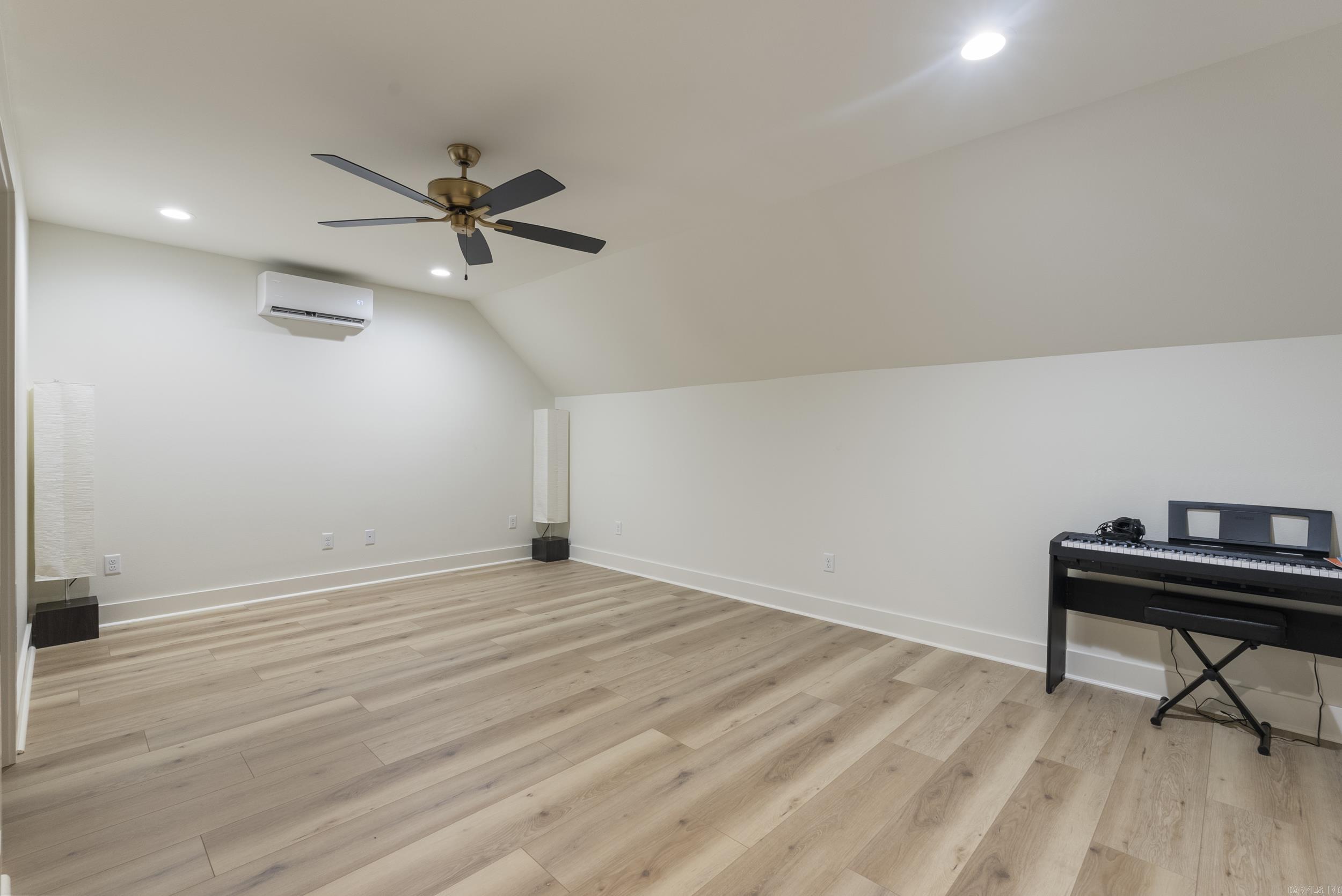 WESTRIDGE SUB - Residential