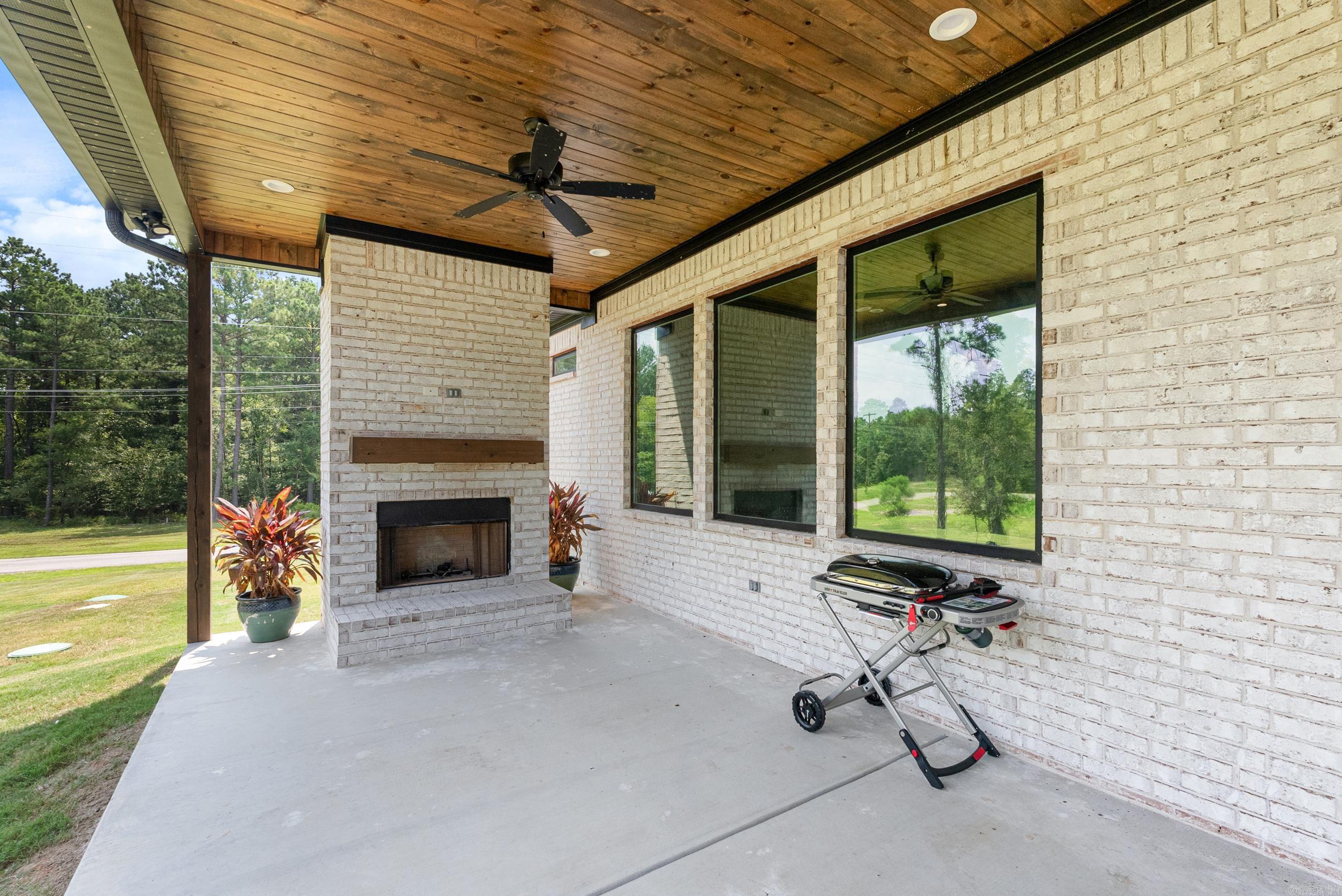 WESTRIDGE SUB - Residential