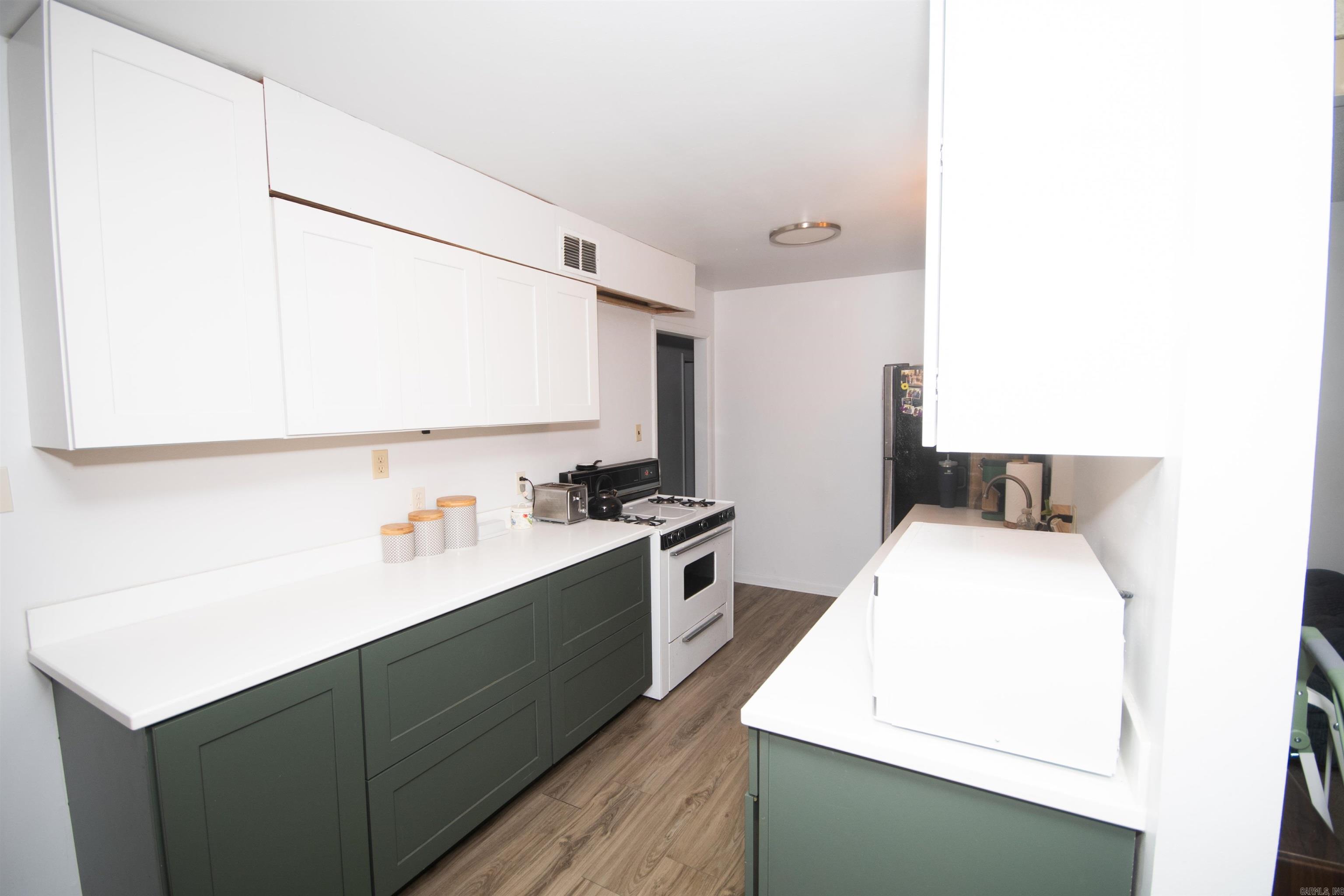 BROADVIEW - Residential