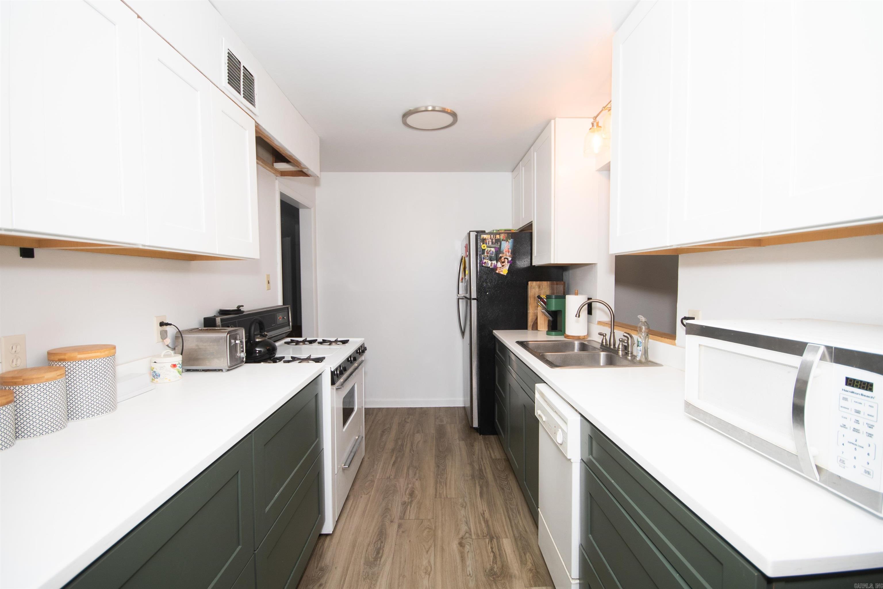 BROADVIEW - Residential