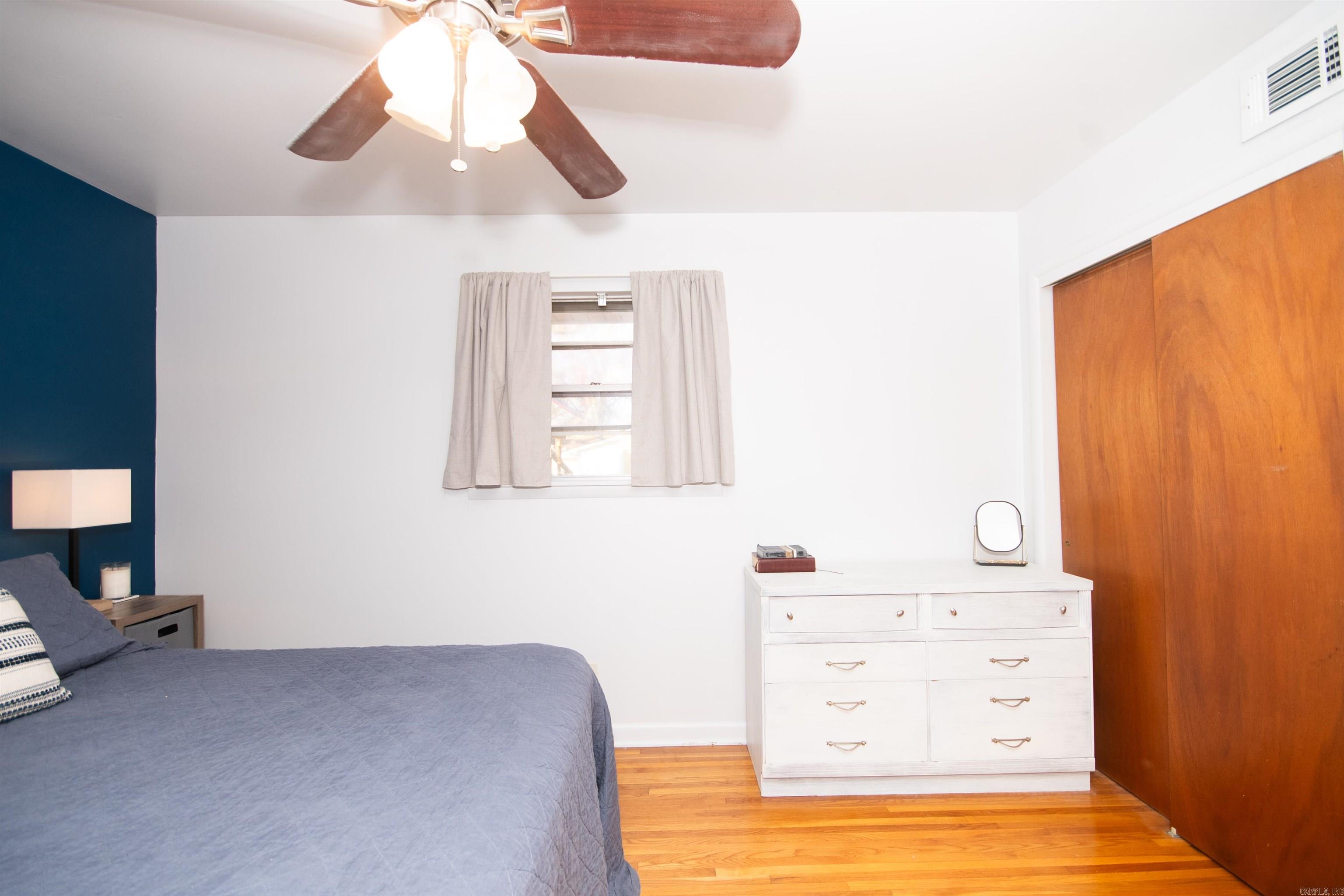 BROADVIEW - Residential