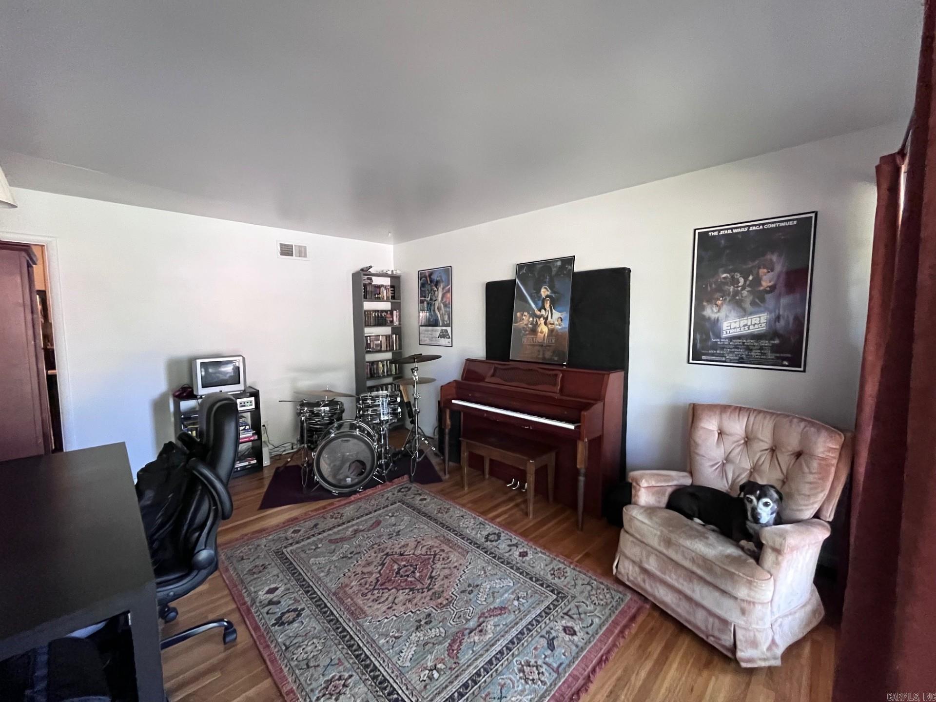 BROADVIEW - Residential