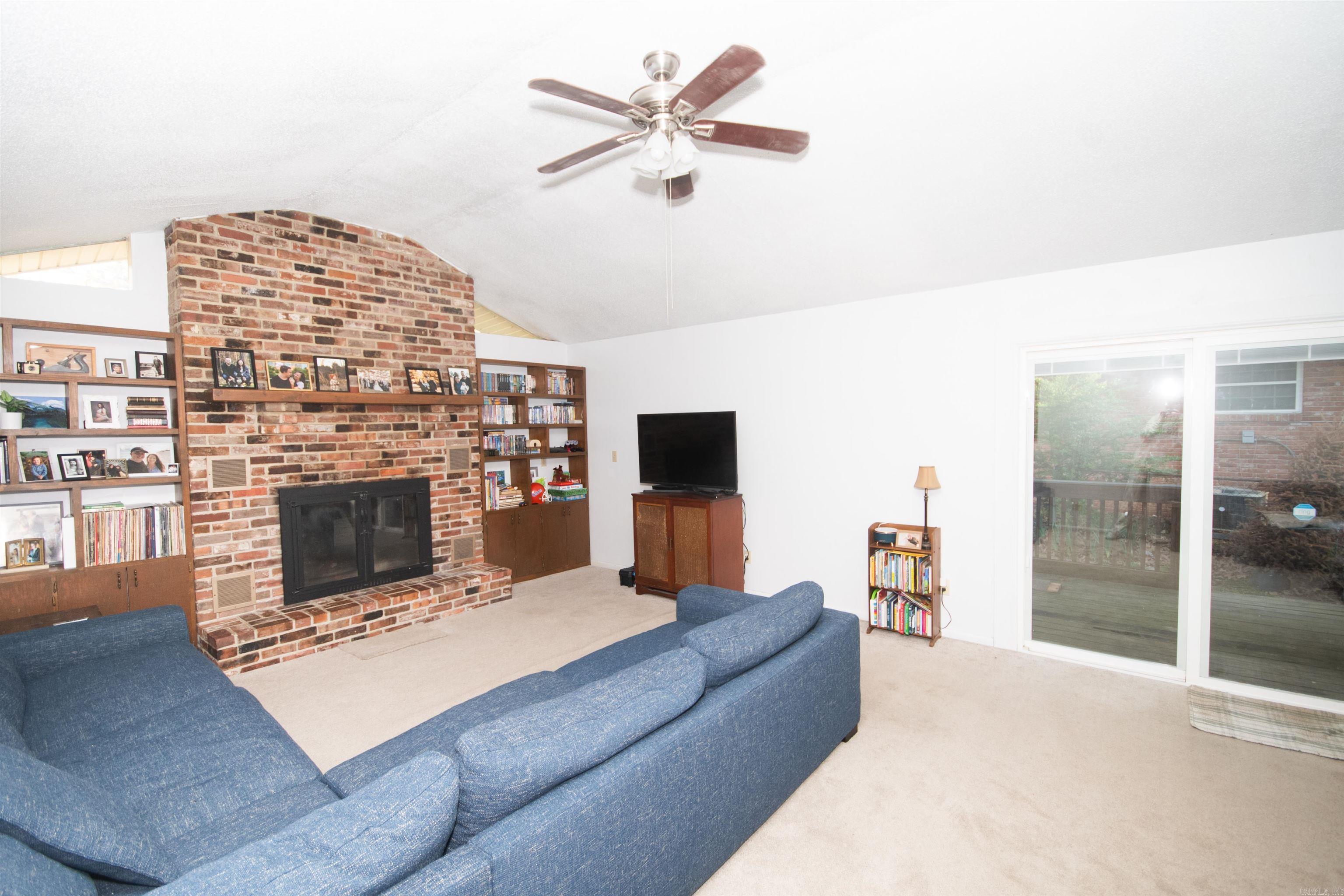 BROADVIEW - Residential