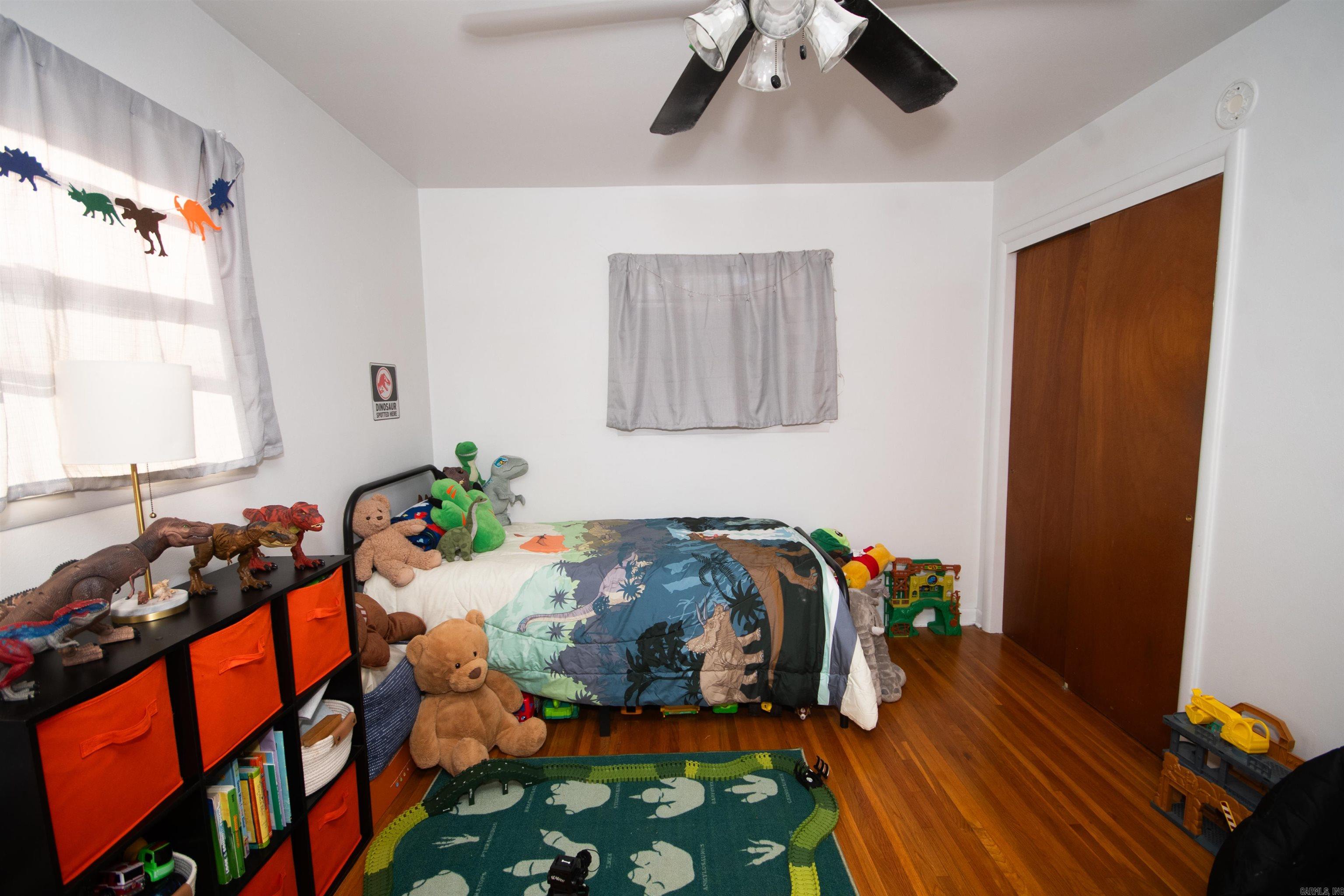 BROADVIEW - Residential