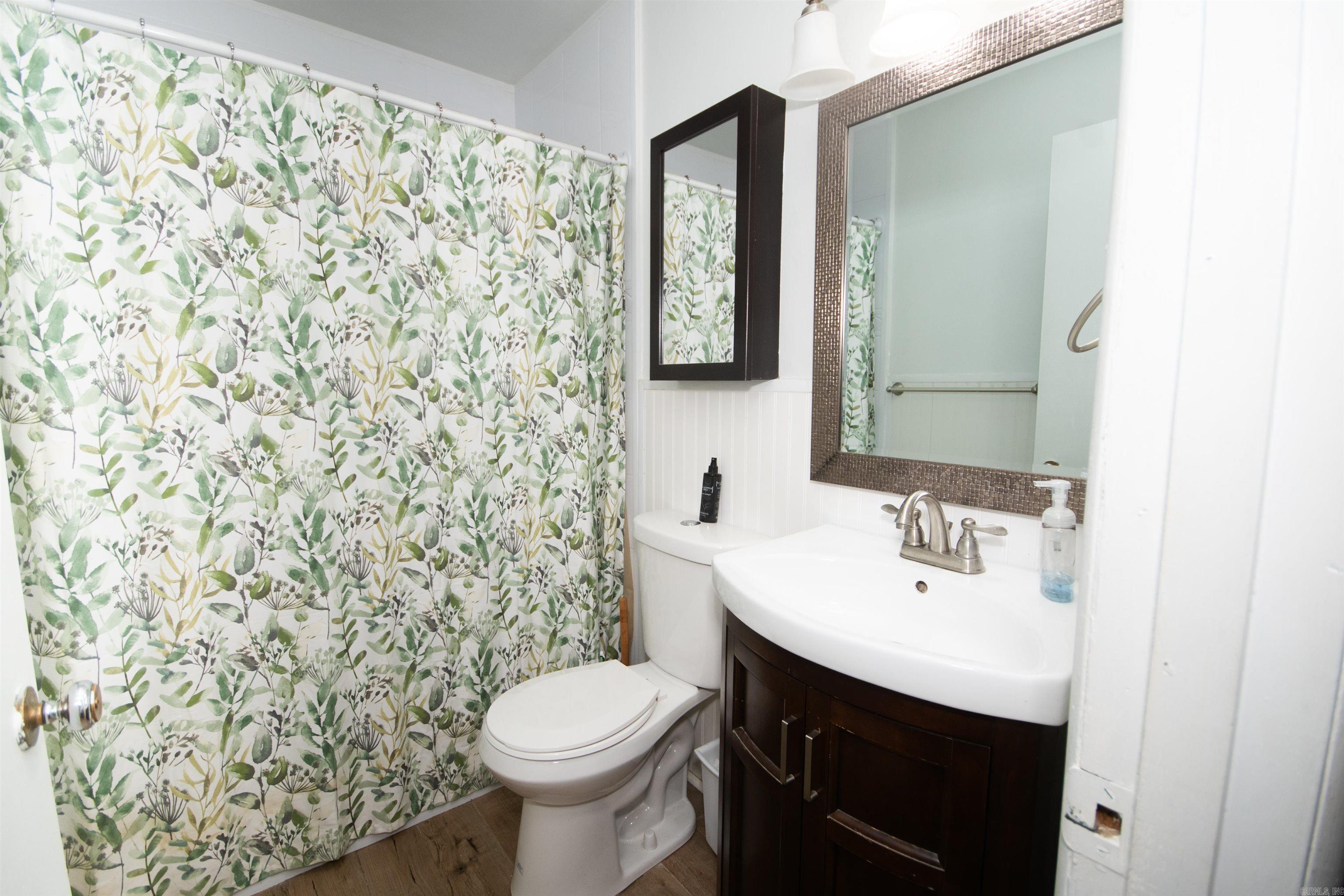 BROADVIEW - Residential