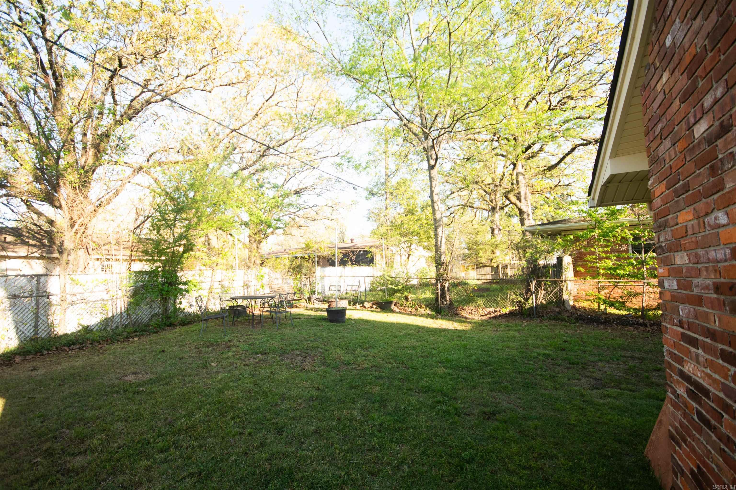 BROADVIEW - Residential