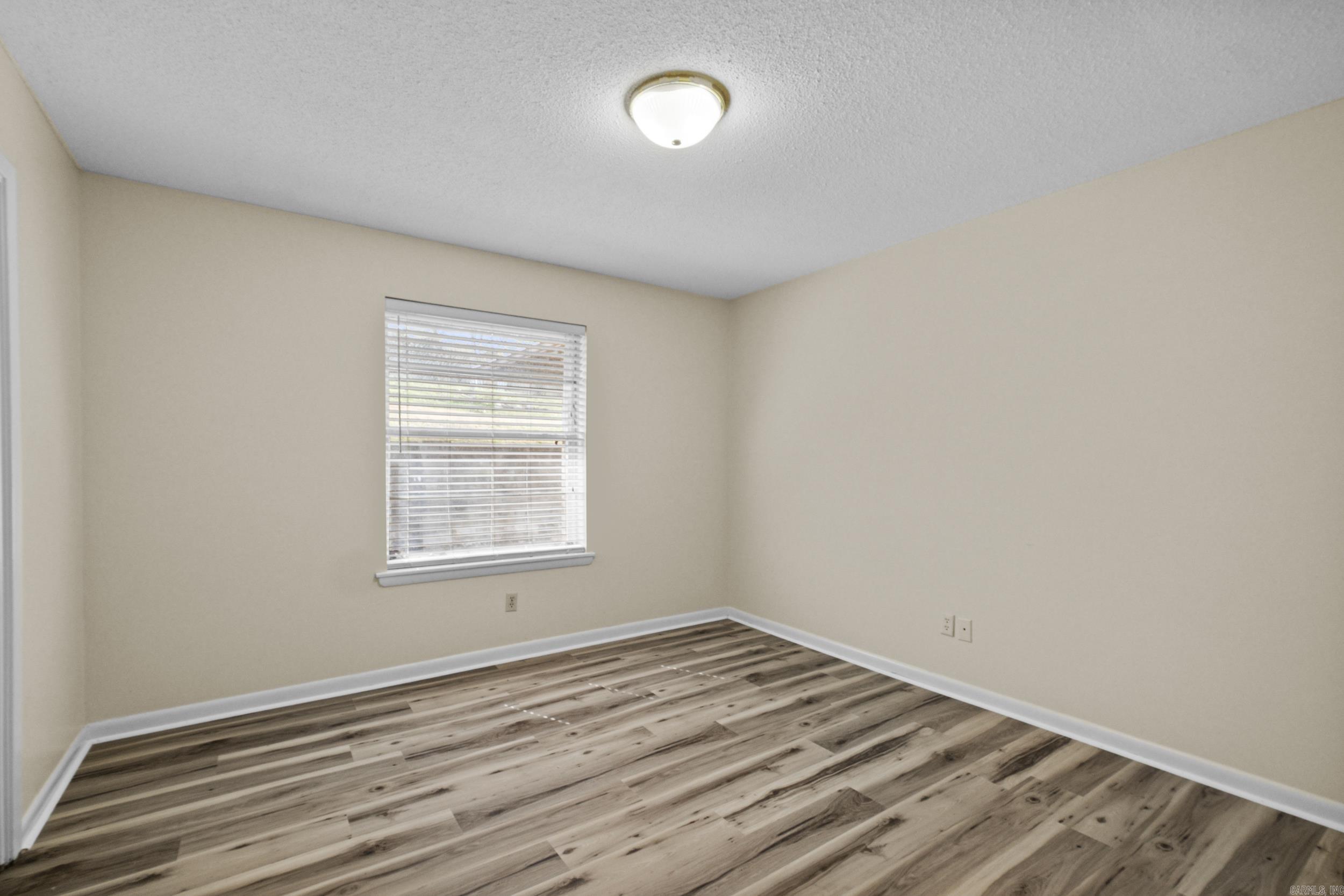 OAKWOOD MANOR - Residential