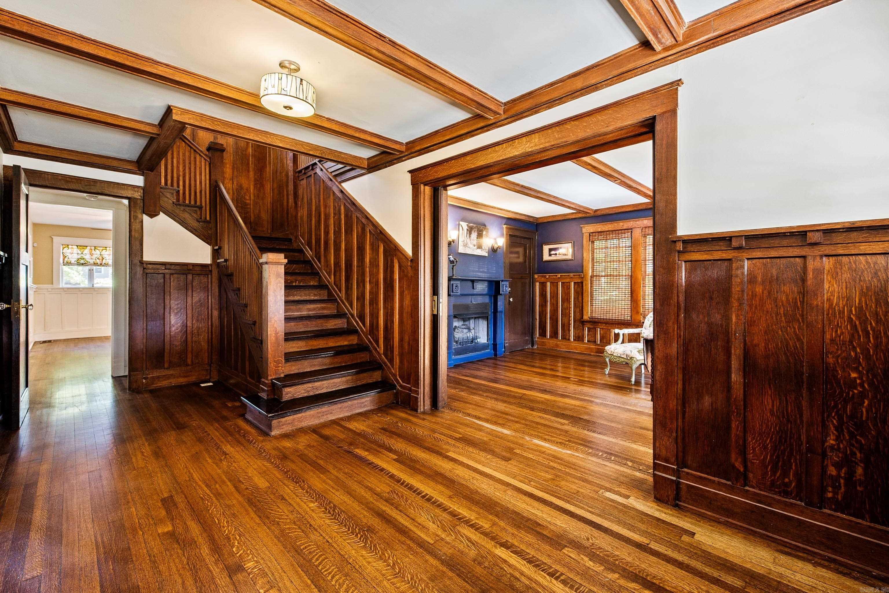 OAK TERRACE - Residential