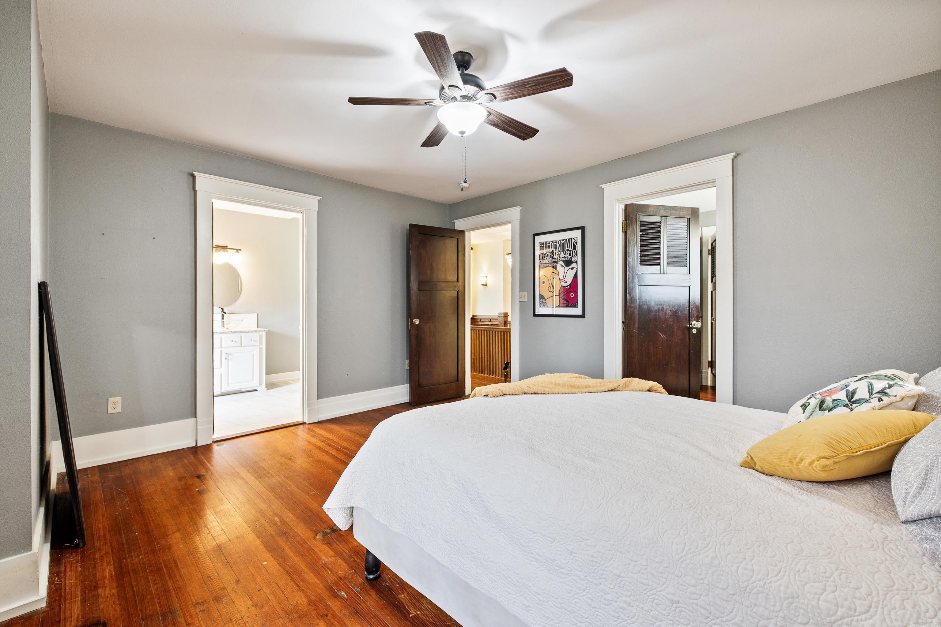 OAK TERRACE - Residential