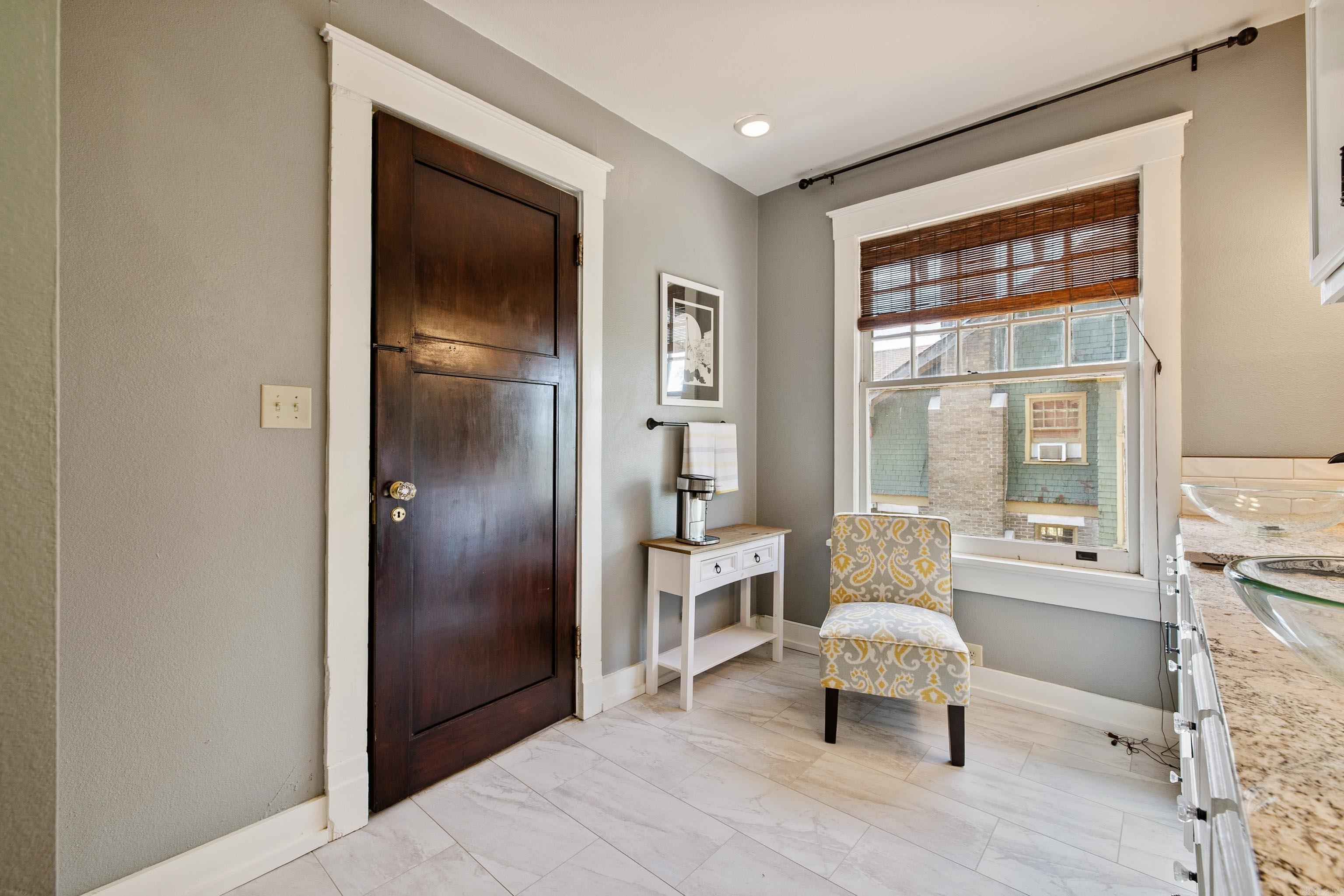 OAK TERRACE - Residential