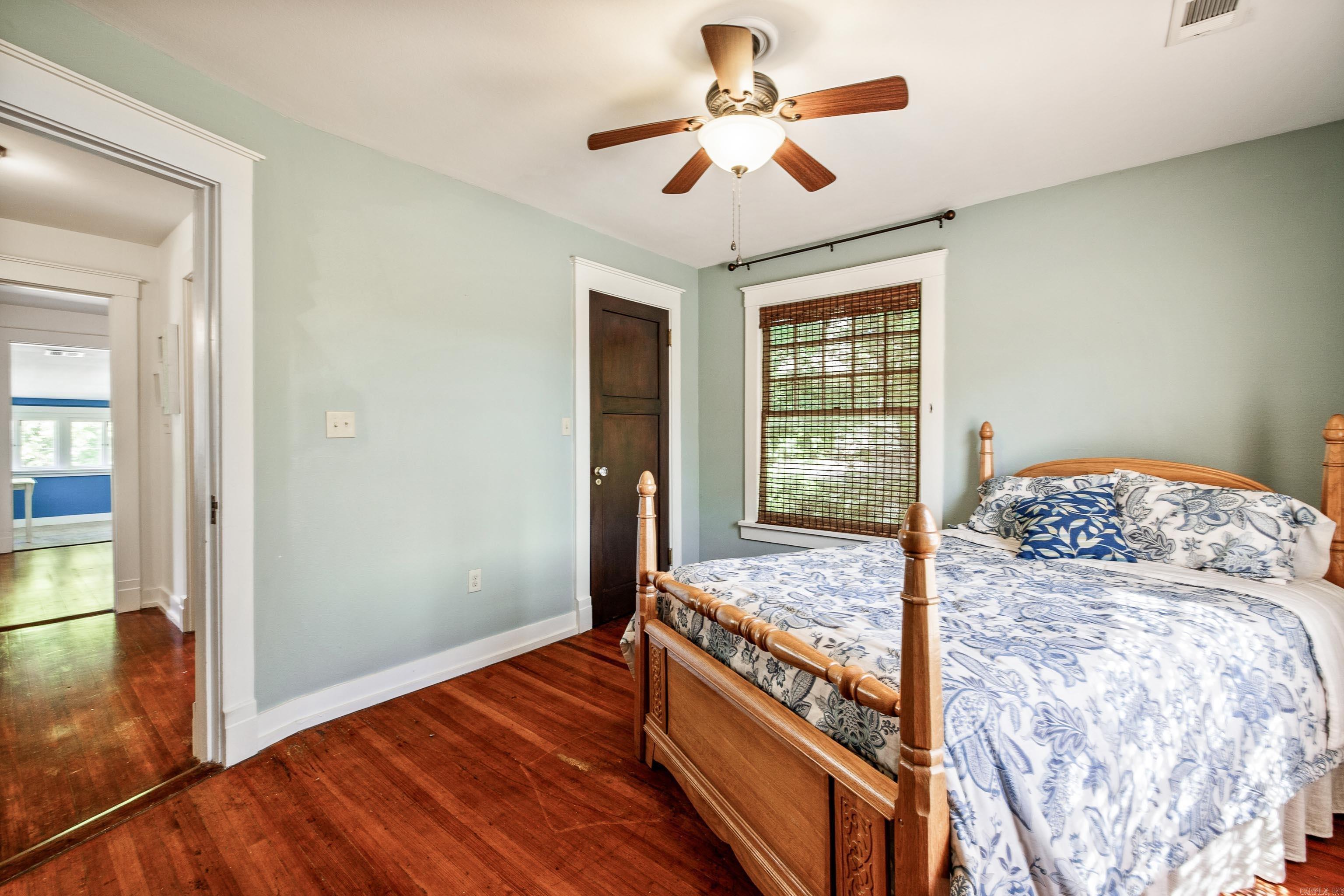 OAK TERRACE - Residential