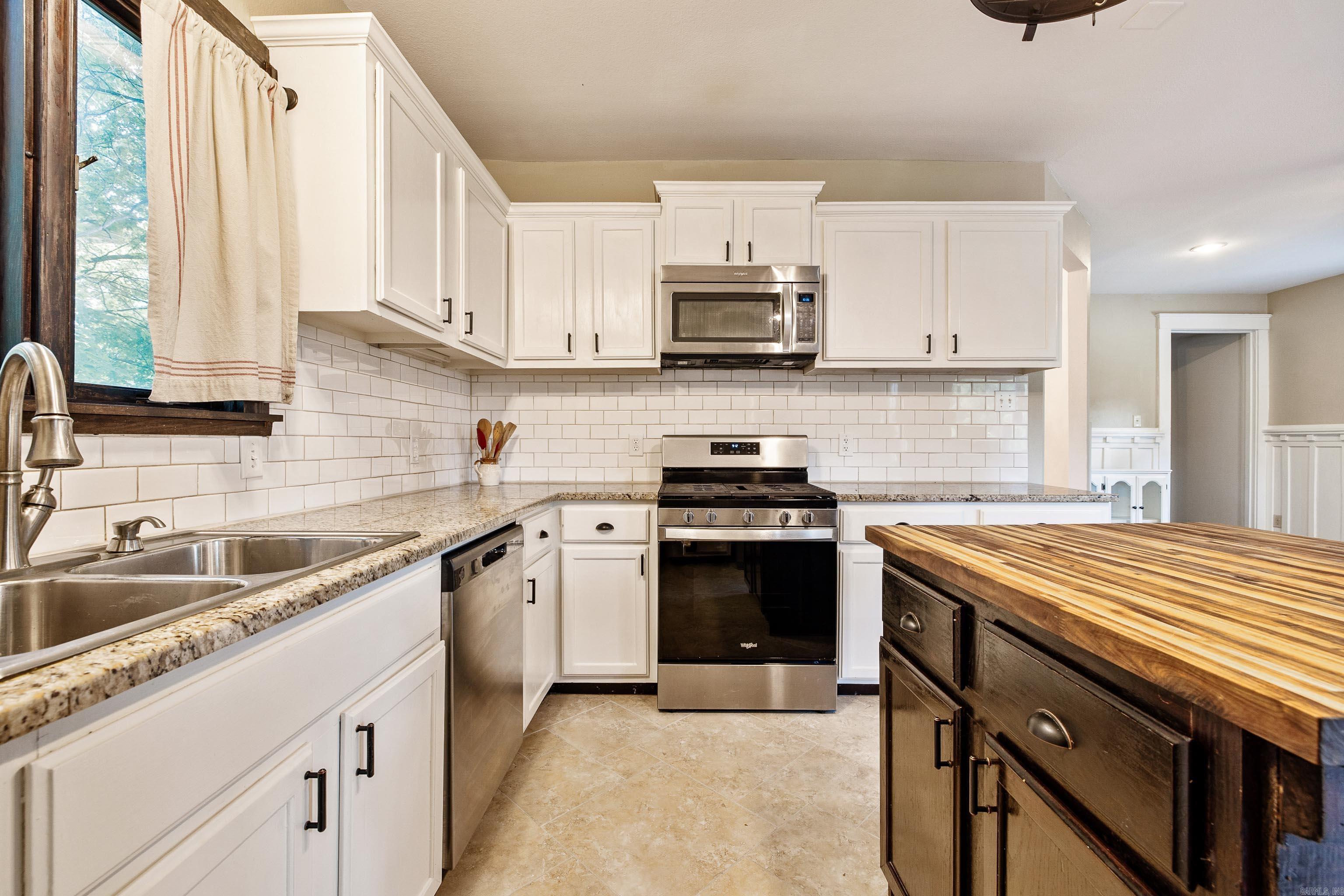 OAK TERRACE - Residential