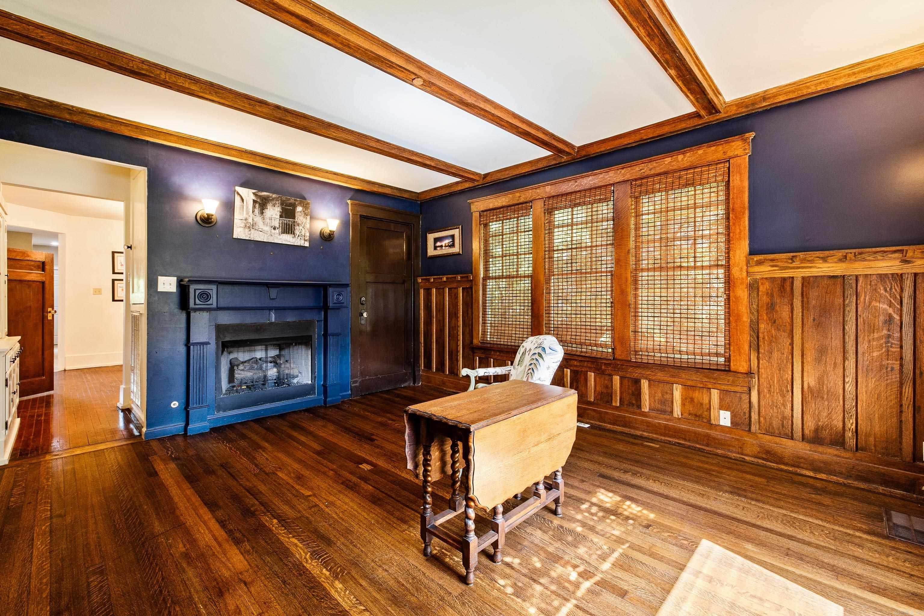 OAK TERRACE - Residential