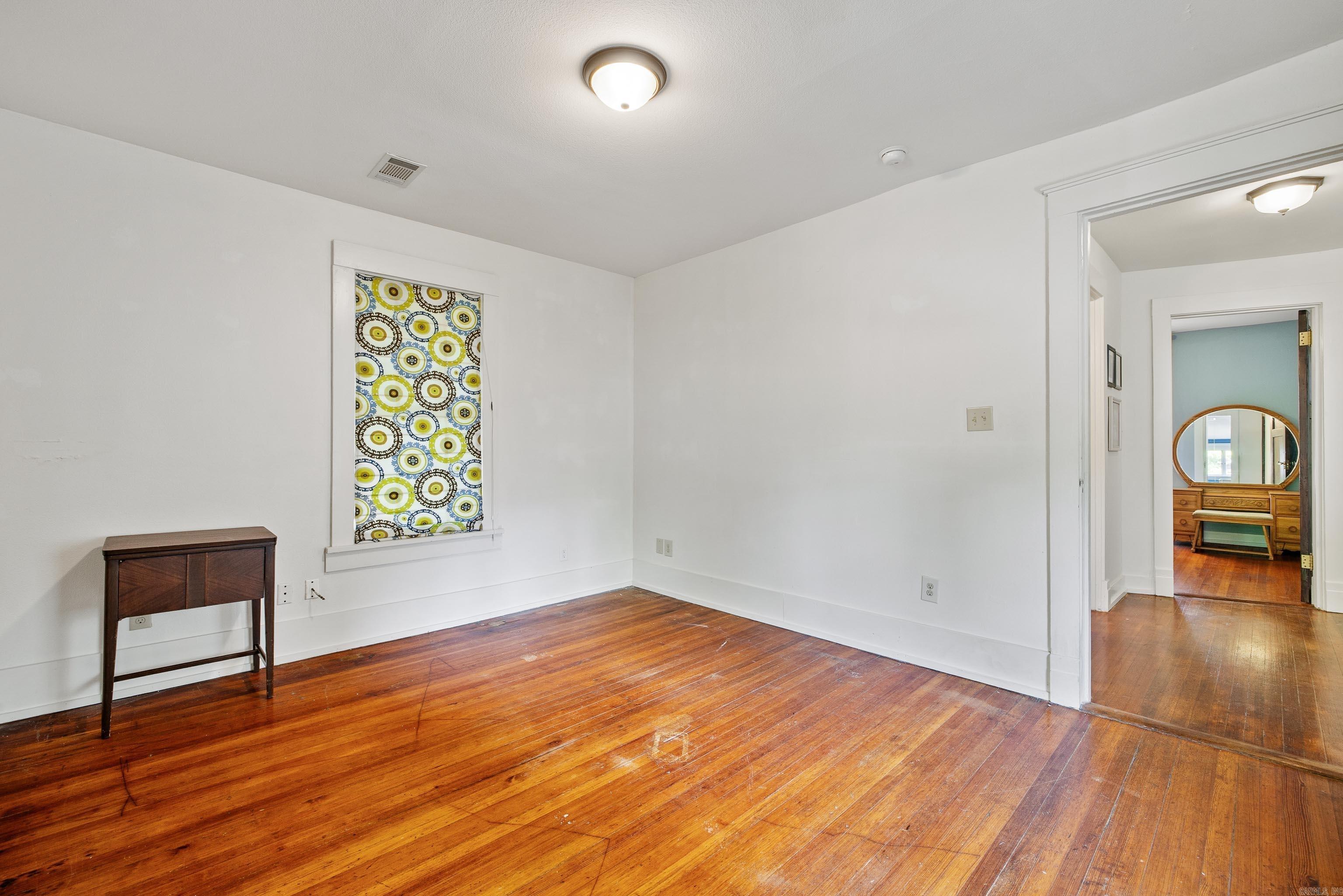 OAK TERRACE - Residential