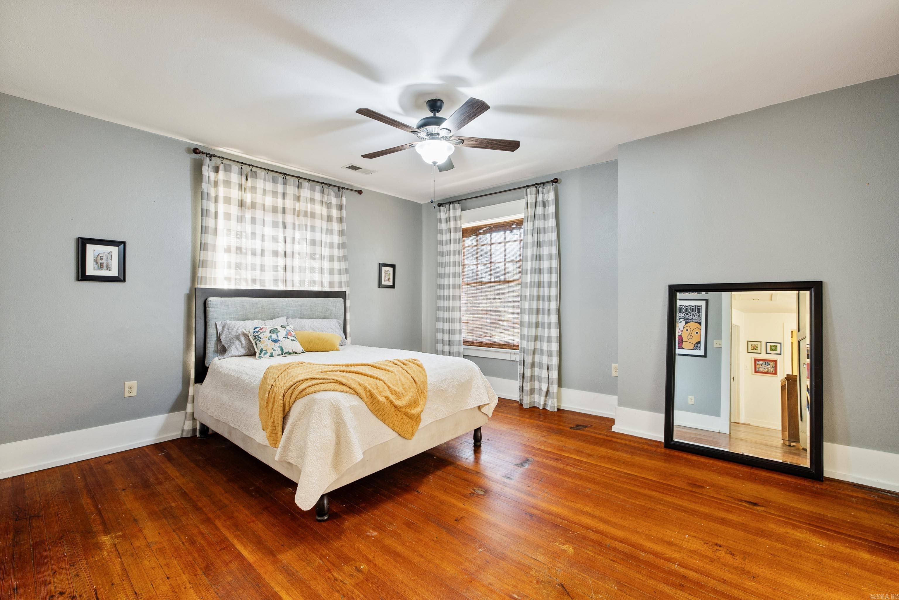 OAK TERRACE - Residential
