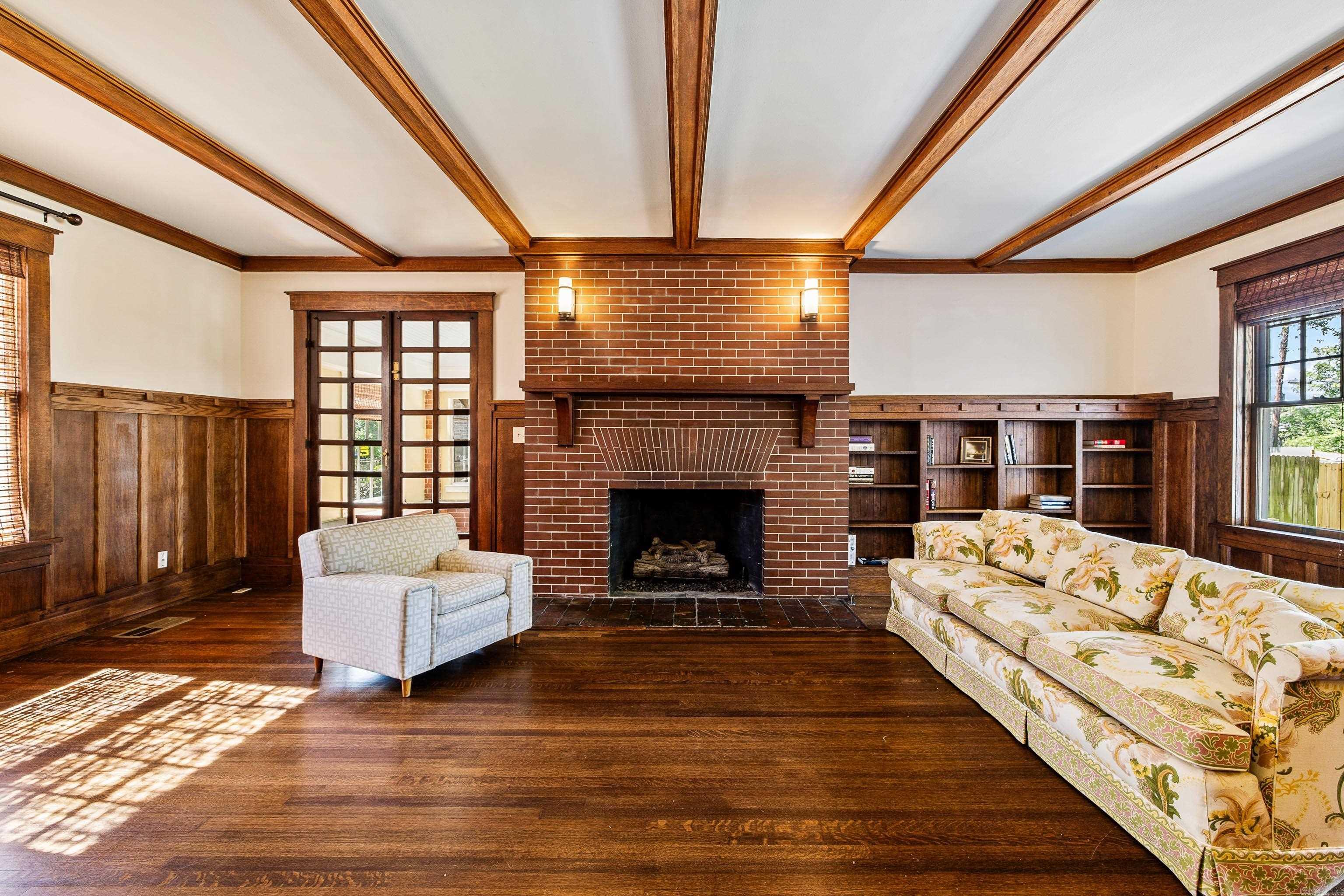 OAK TERRACE - Residential