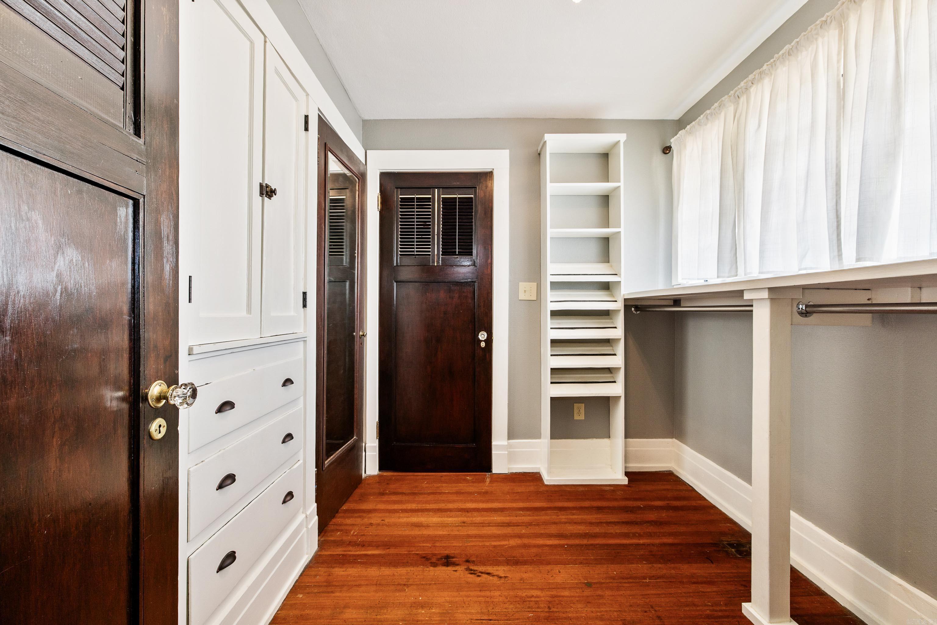 OAK TERRACE - Residential