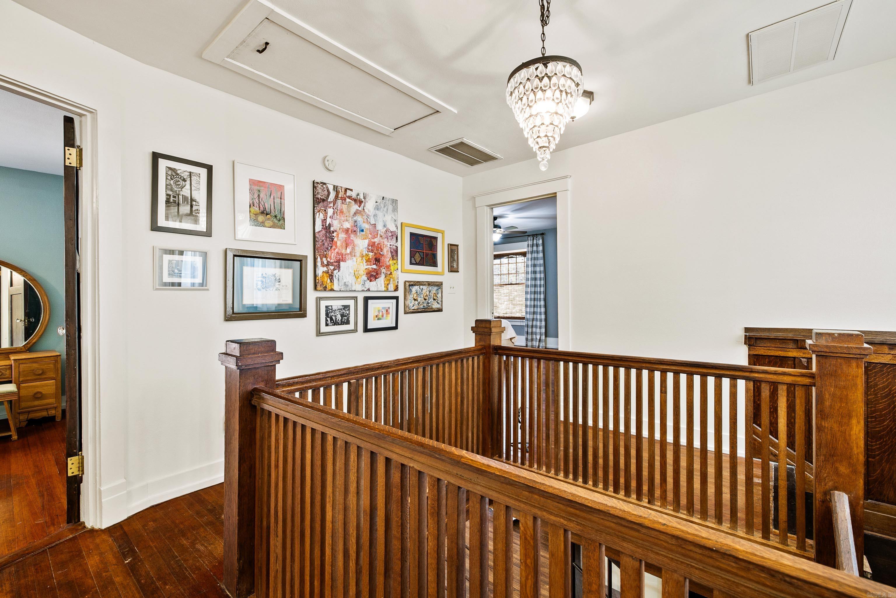 OAK TERRACE - Residential