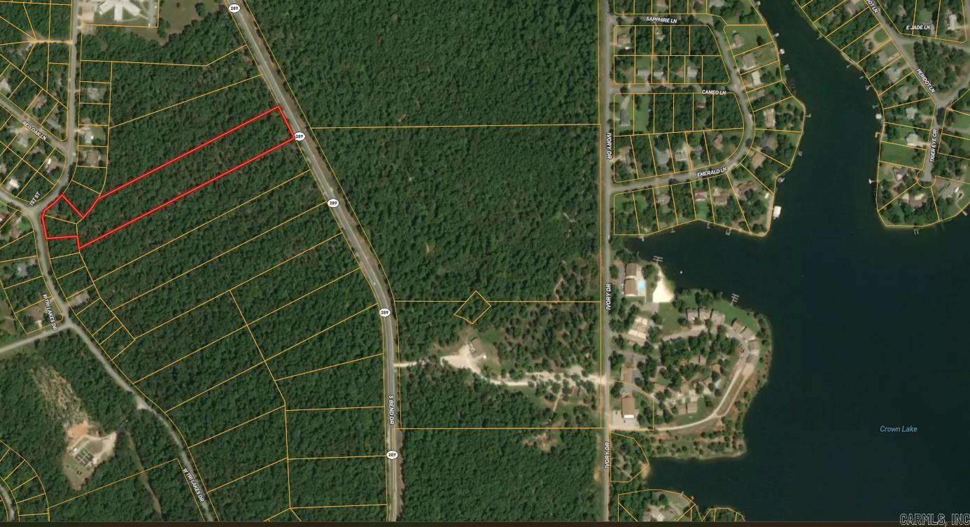 5.83 Acres For Sale in Horseshoe Bend, Arkansas ā Crown Lake Estates Subdivision Take advantage of this incredible investment opportunity in Horseshoe Bend, Arkansas! Located in the desirable Crown Lake Estates subdivision, these three lots (4, 36, and 37) are available for just $36,900, offering approximately 5.83+/- acres of prime land. Each lot features road frontage off AR-289 N with city water, electricity, and sewer readily available, making them ideal for building a dream home, a vacation retreat, or a long-term investment property. Horseshoe Bend is a hidden gem in the Ozark Mountains, offering a peaceful small-town atmosphere while providing easy access to endless outdoor recreational activities. With the Strawberry River nearby, residents can enjoy fishing, canoeing, and kayaking in a breathtaking natural setting. For those who love boating and water sports, the 640-acre Crown Lake is perfect. Golf enthusiasts will appreciate the Turkey Mountain Golf Course, a well-maintained 18-hole championship course that attracts players from across the region. In addition to these three lots, there are multiple other land options available. https://www.arkansas.com/HorseshoeBend.