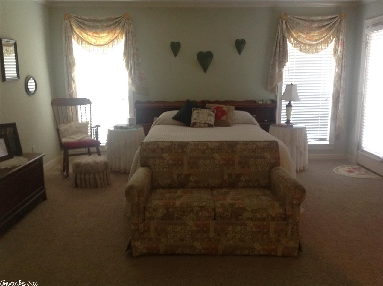 Royal Oaks - Residential