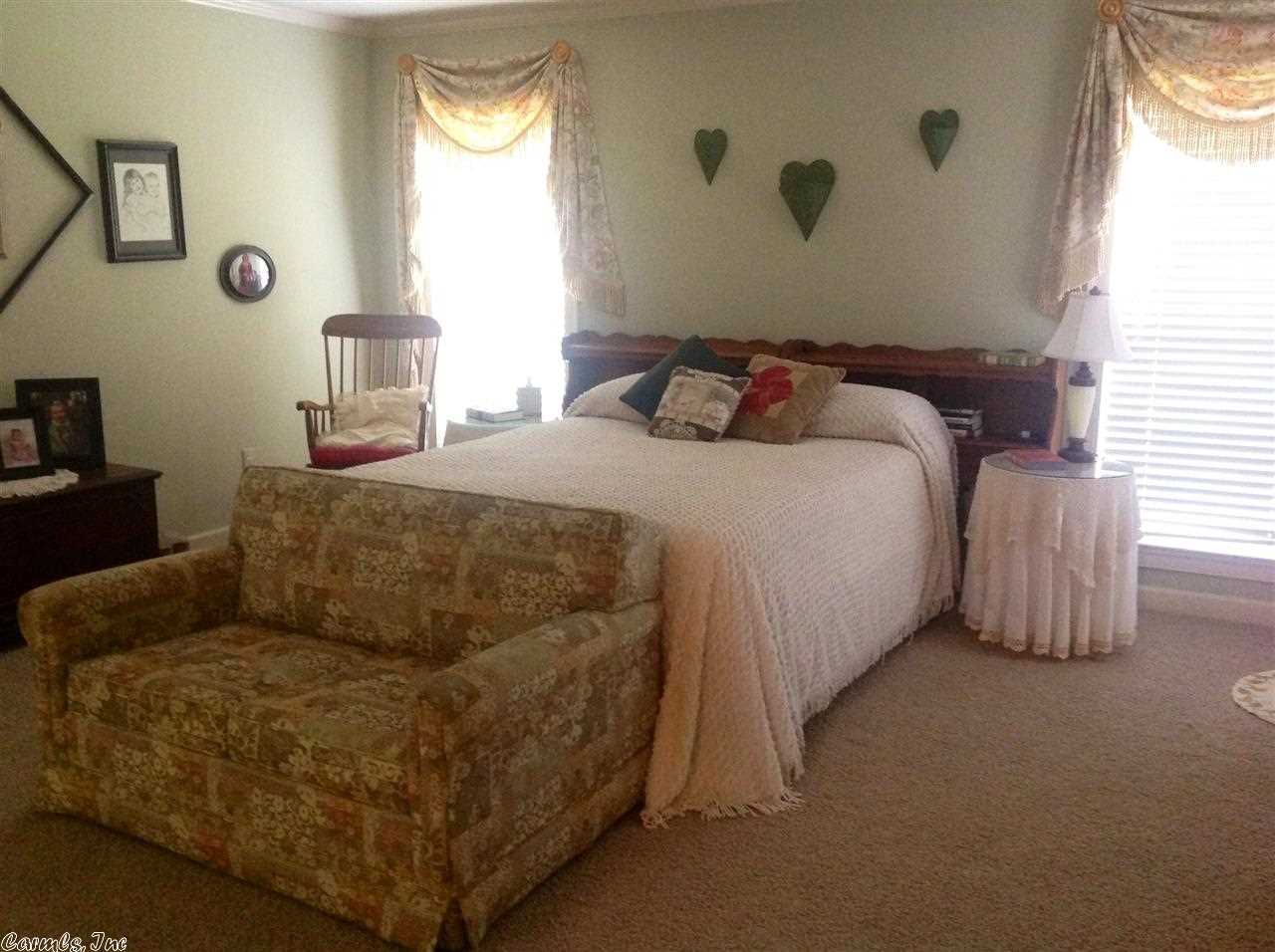 Royal Oaks - Residential