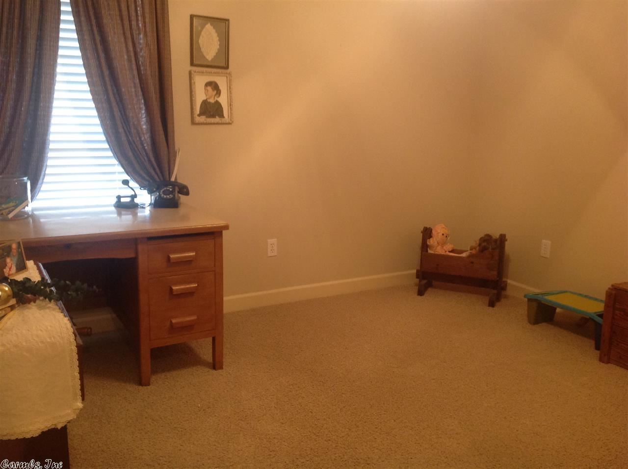 Royal Oaks - Residential