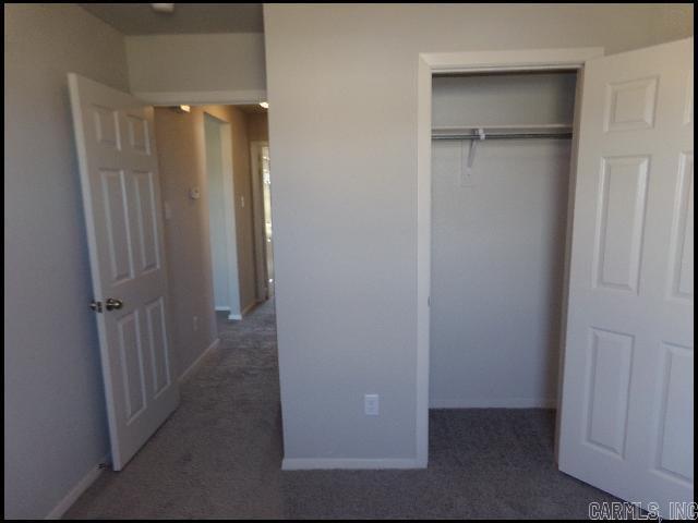 Faulker Lake Crossing - Residential Lease