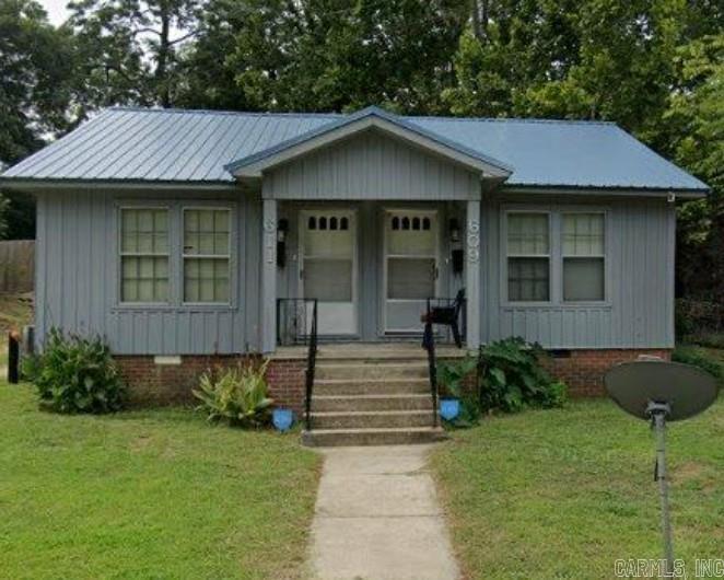 Duplex for sale - 609 & 611 Hilton. New roof and new CA/H 1 side rents $500 and renter pays all utilities