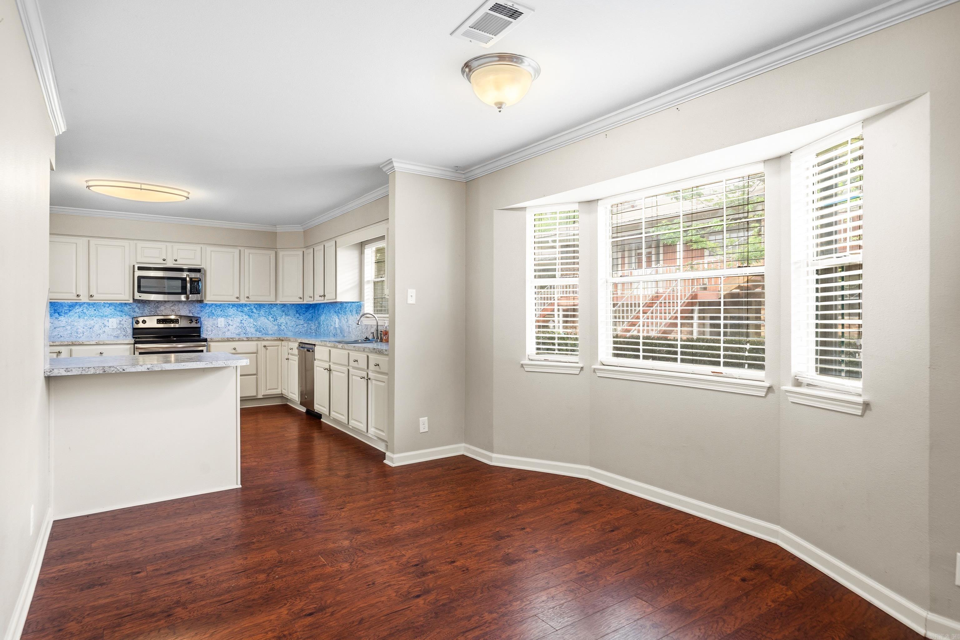 VILLA MARIE SOUTH HPR - Residential