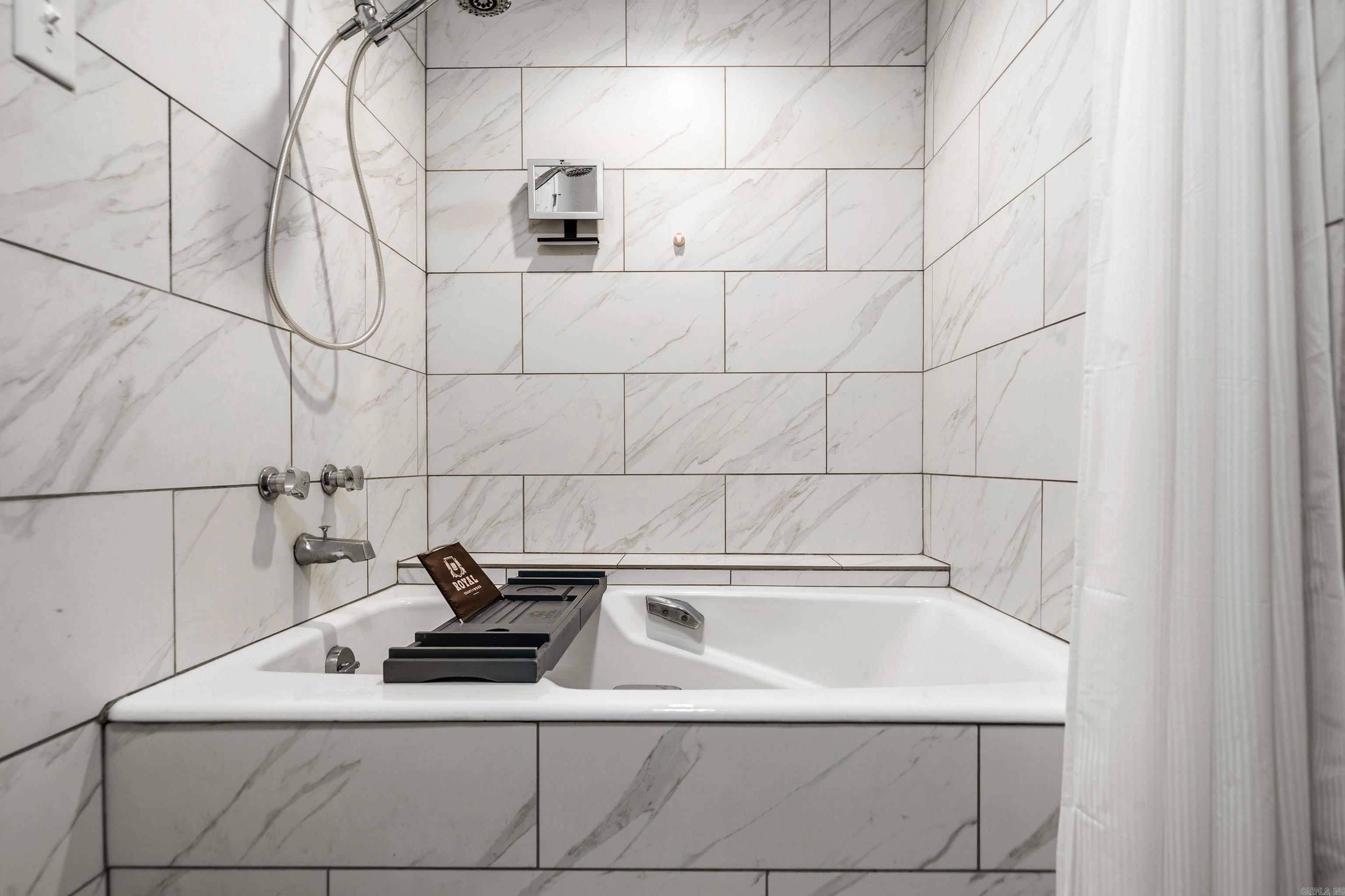 VILLA MARIE SOUTH HPR - Residential