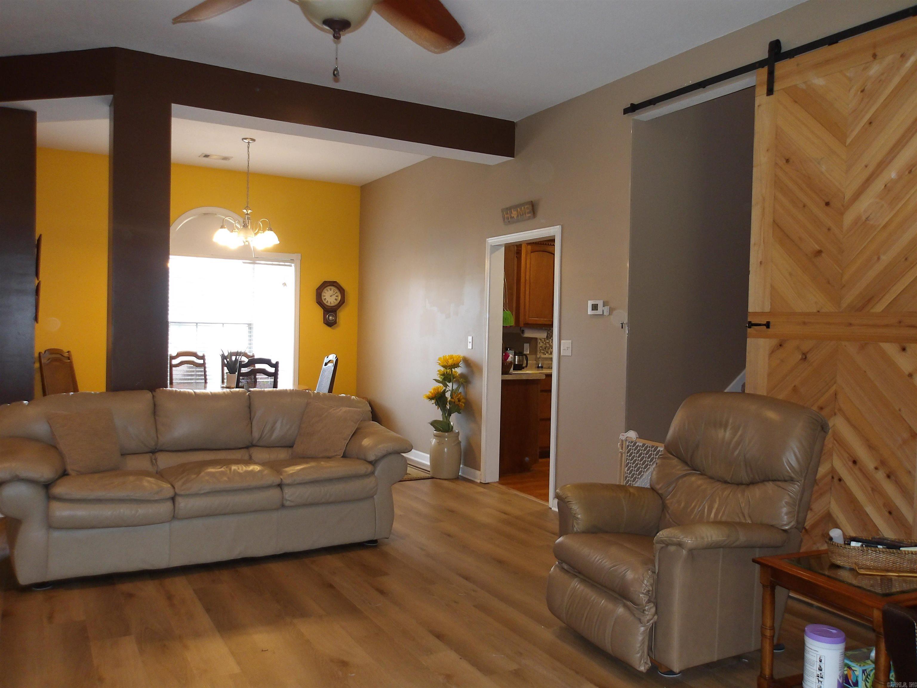 HUNTERS GLEN - Residential