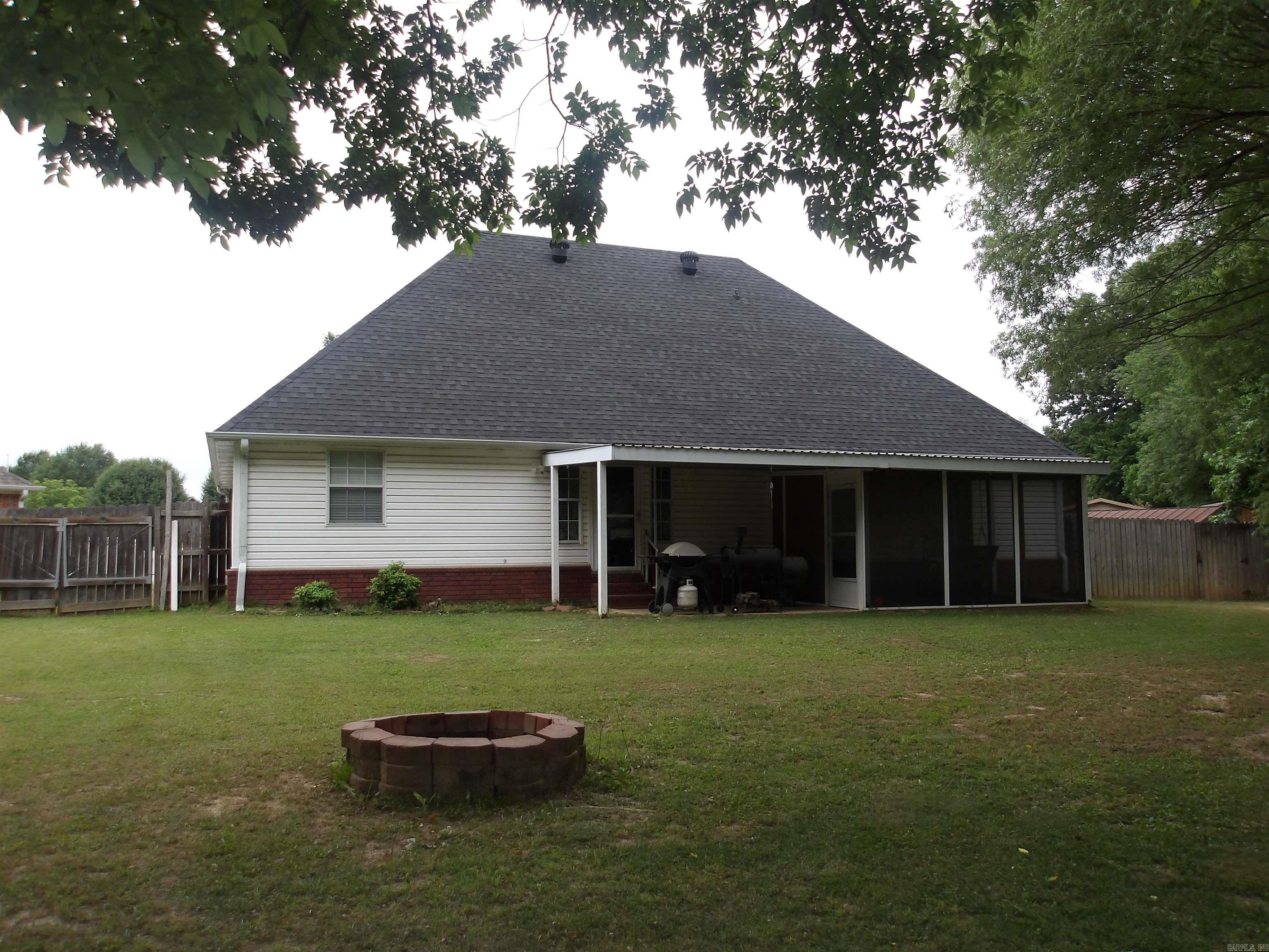 HUNTERS GLEN - Residential