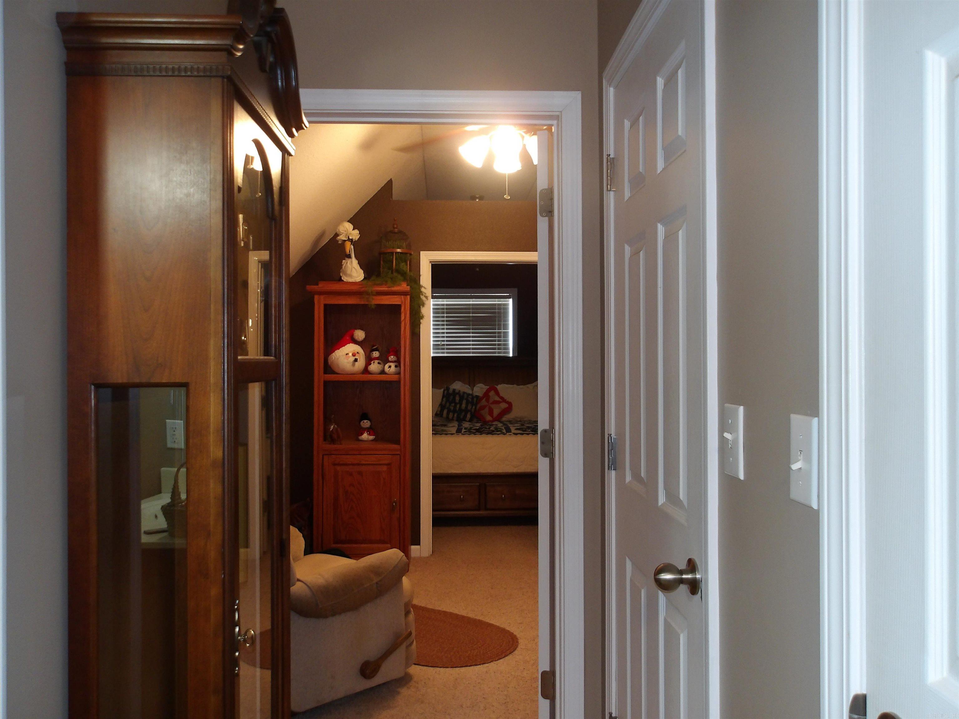 HUNTERS GLEN - Residential