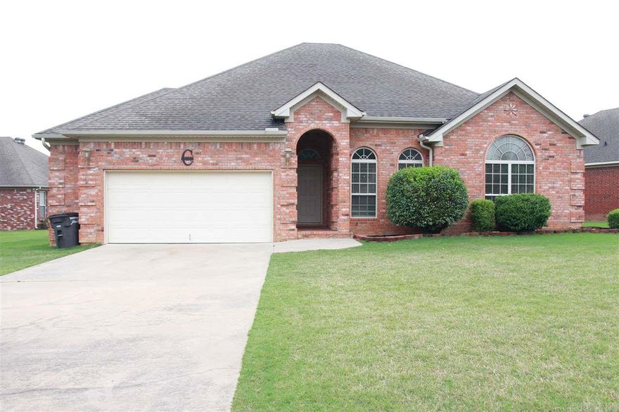 Apply online at c21prjxrentals.com. 3 bedroom 2 bath home. Formal dining & eat in kitchen area. Lease terms 12 months, $1350 deposit, $35 application fee.