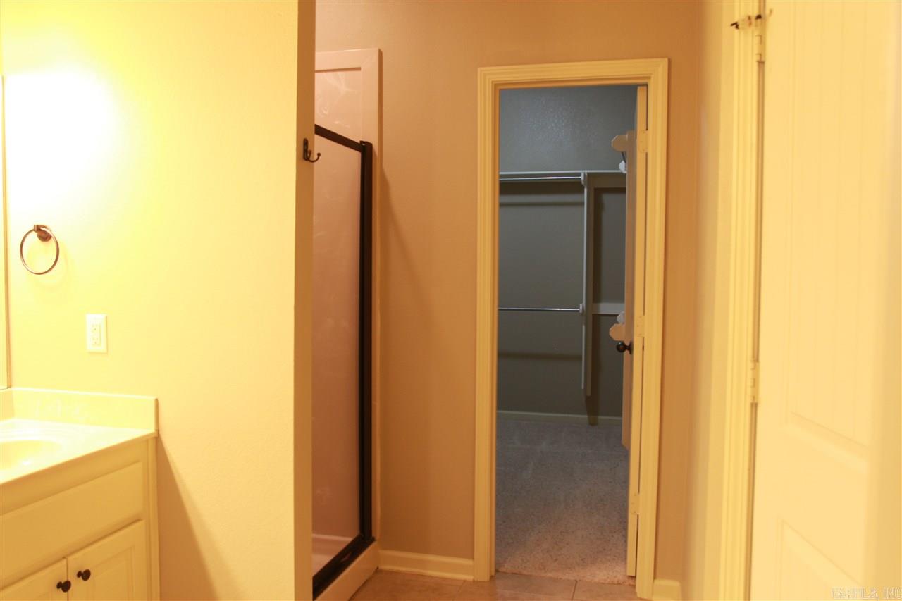 Base Meadows - Residential Lease