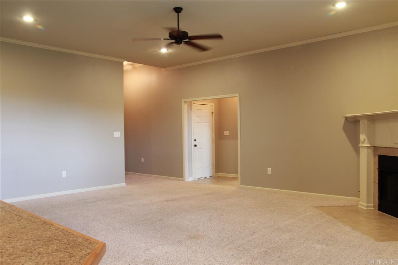 Base Meadows - Residential Lease