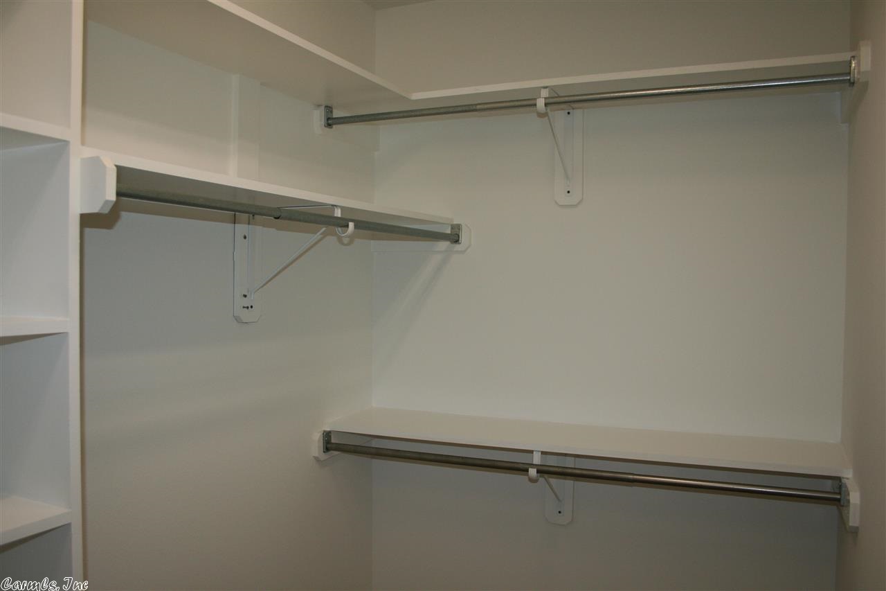 MEADOWLAKE - Residential