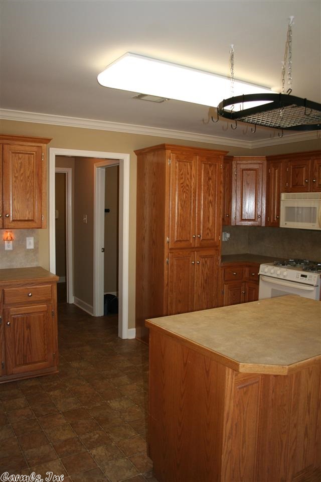 MEADOWLAKE - Residential