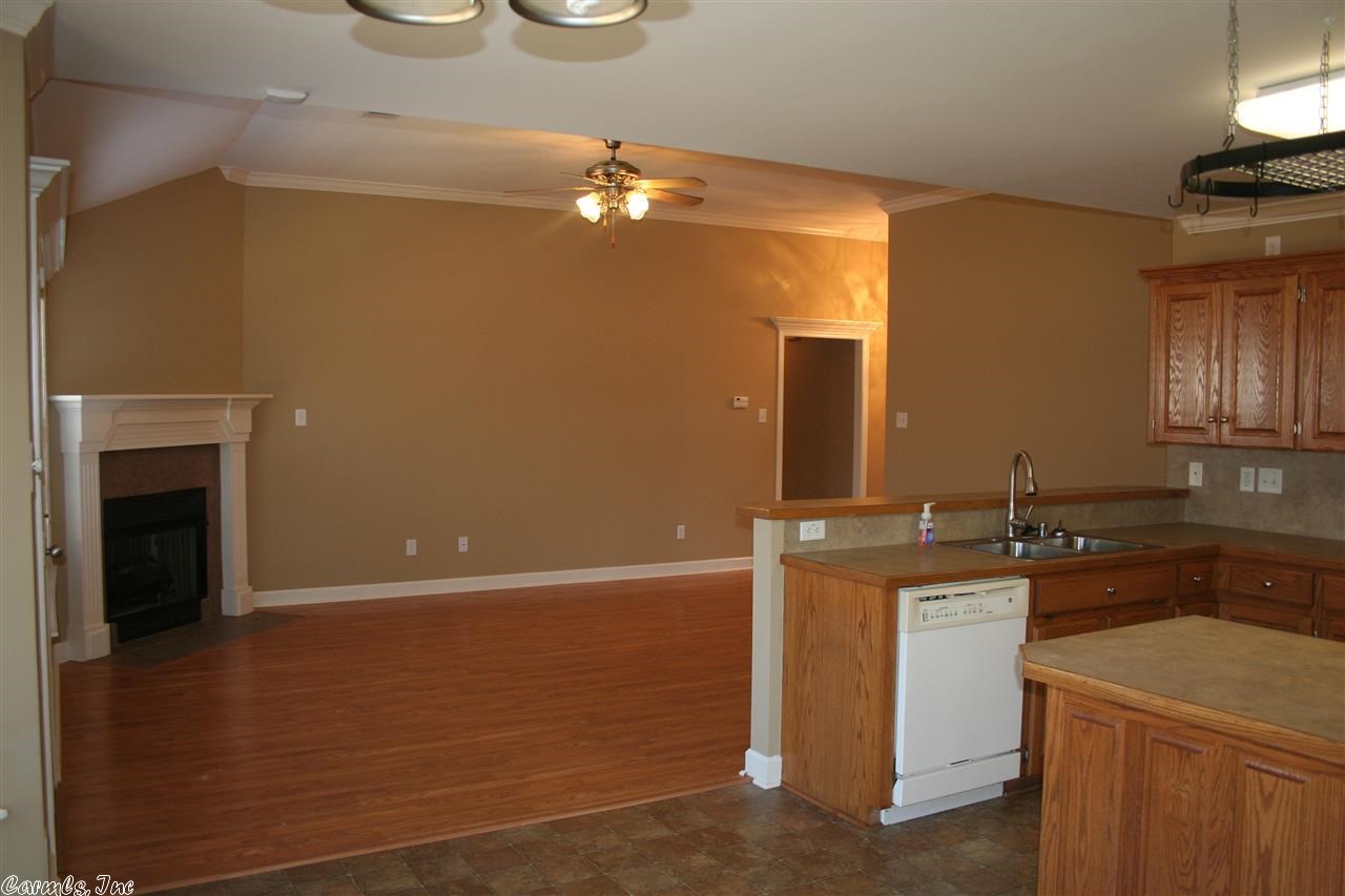 MEADOWLAKE - Residential