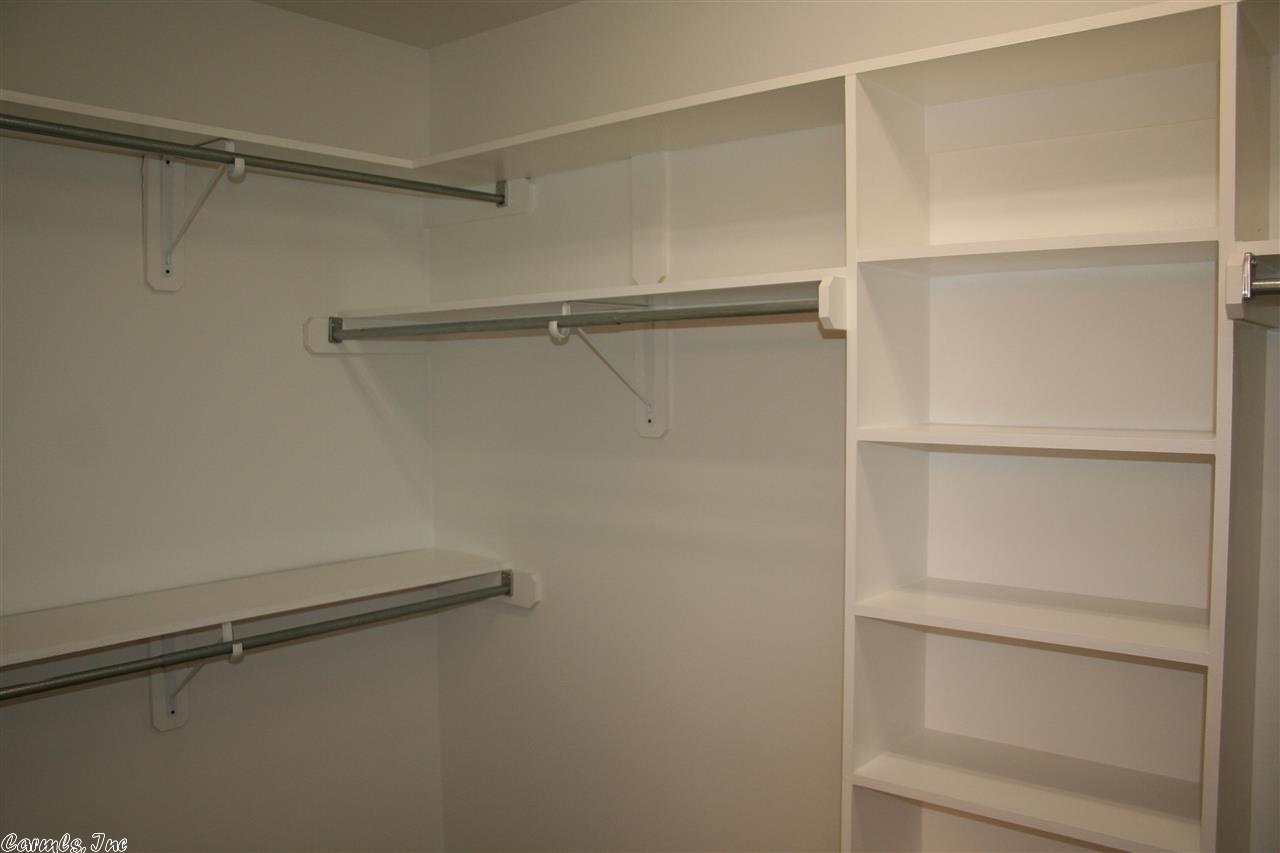 MEADOWLAKE - Residential