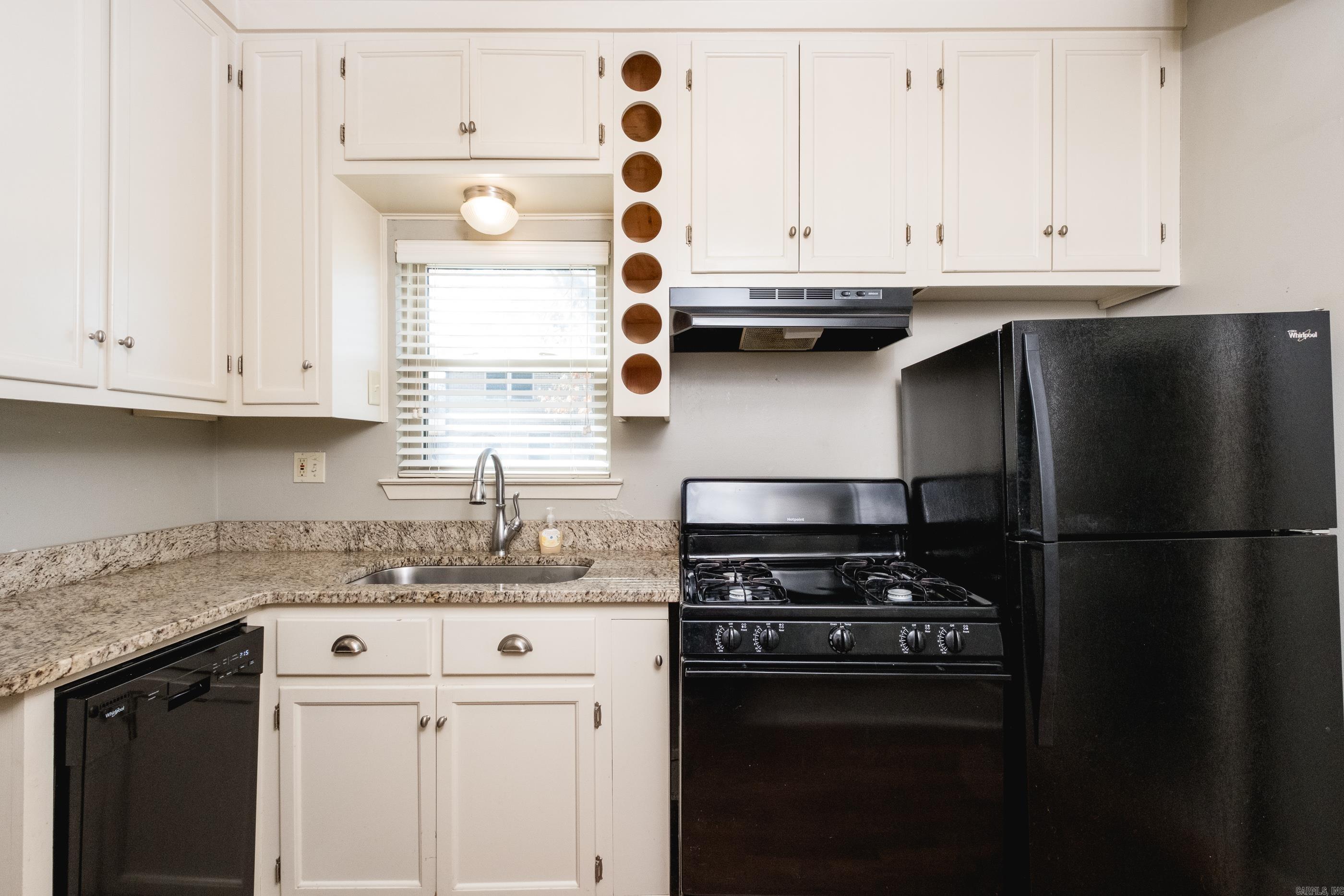 Weldon E Wrights - Residential