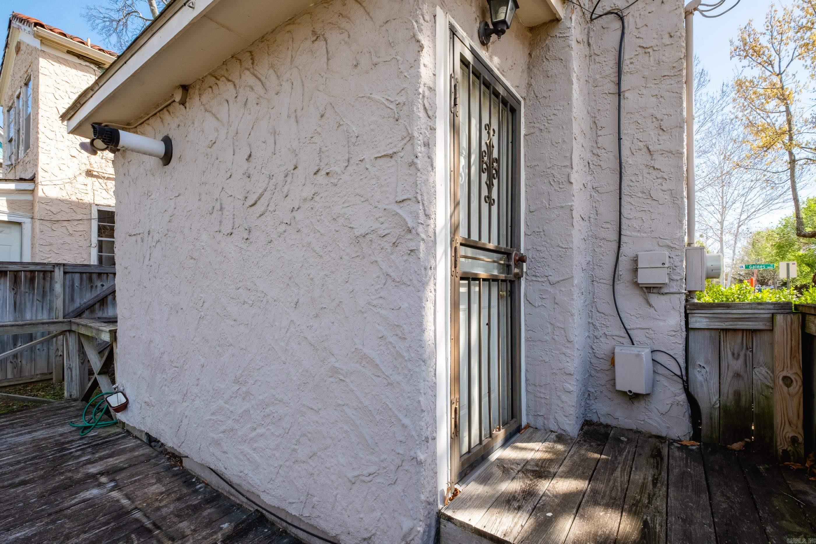 Weldon E Wrights - Residential