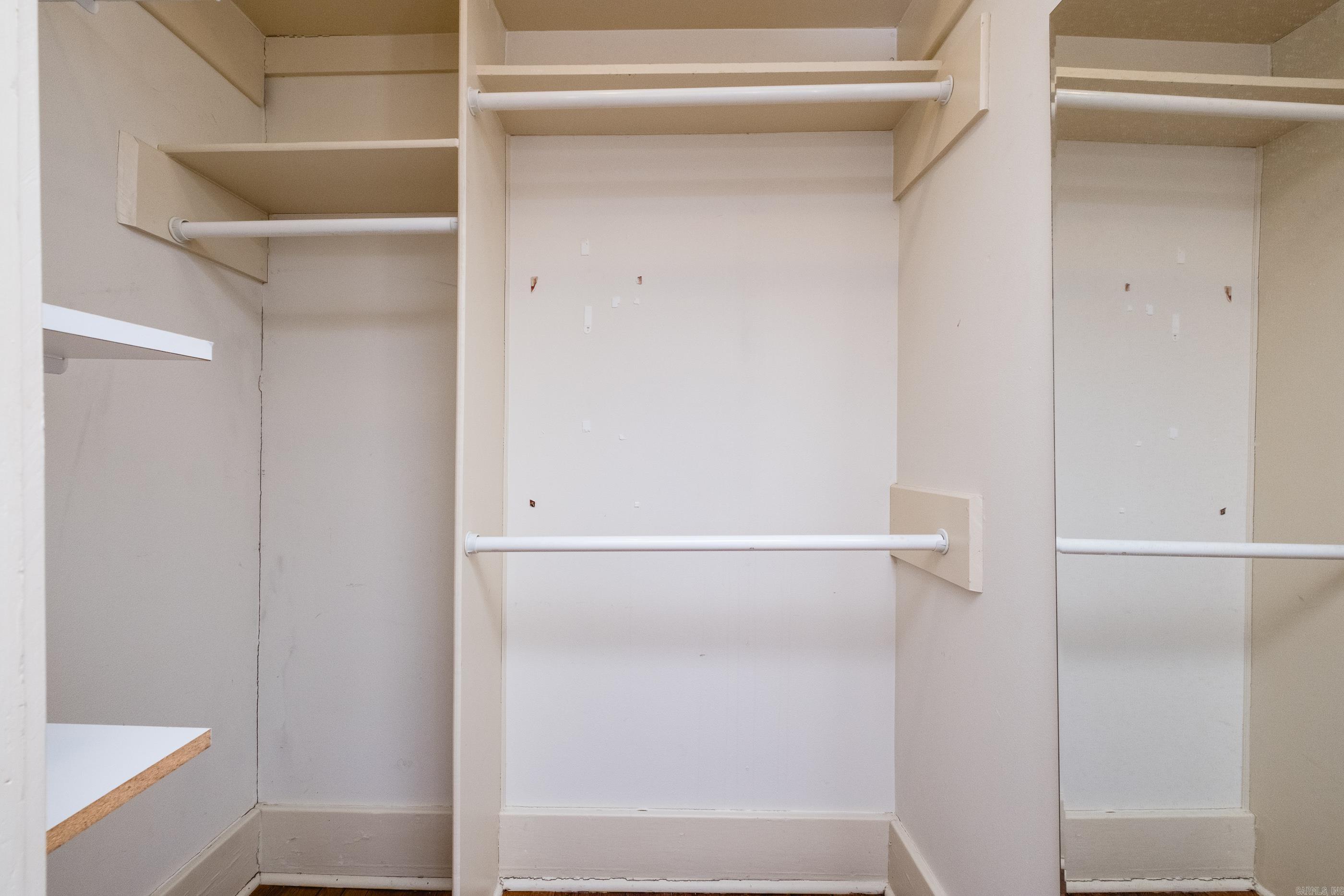 Weldon E Wrights - Residential